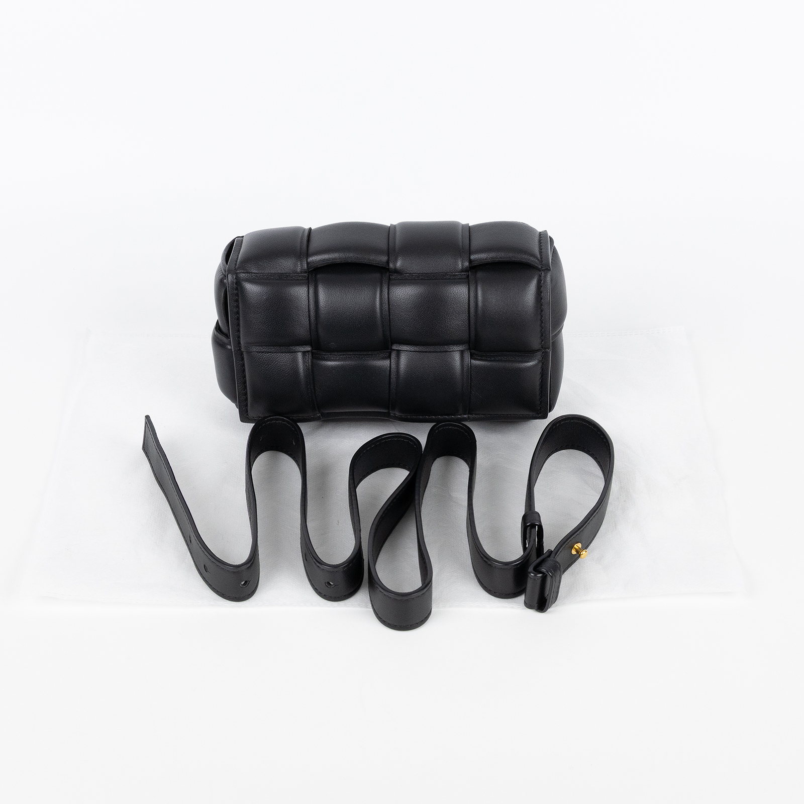 寶緹嘉 BOTTEGA VENETA Padded Cassette Maxi Intrecciato 編織包 710075VCQR1 晶片款  背帶