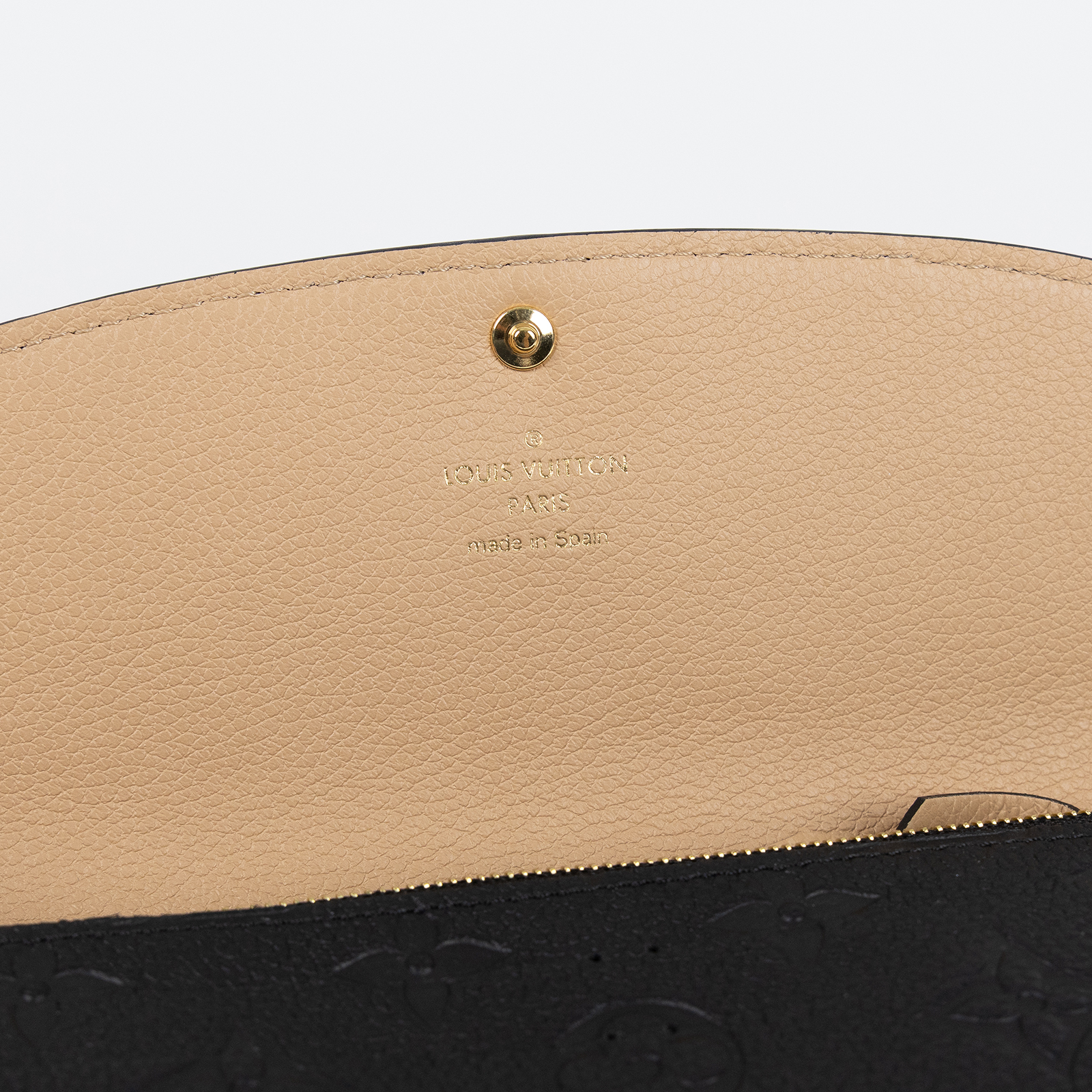 路易威登 LOUIS VUITTON Emilie 錢包 長夾 壓花牛皮 黑色 M62369 晶片款 黑壓紋EMILIE掀蓋長夾 原廠盒子/防塵袋