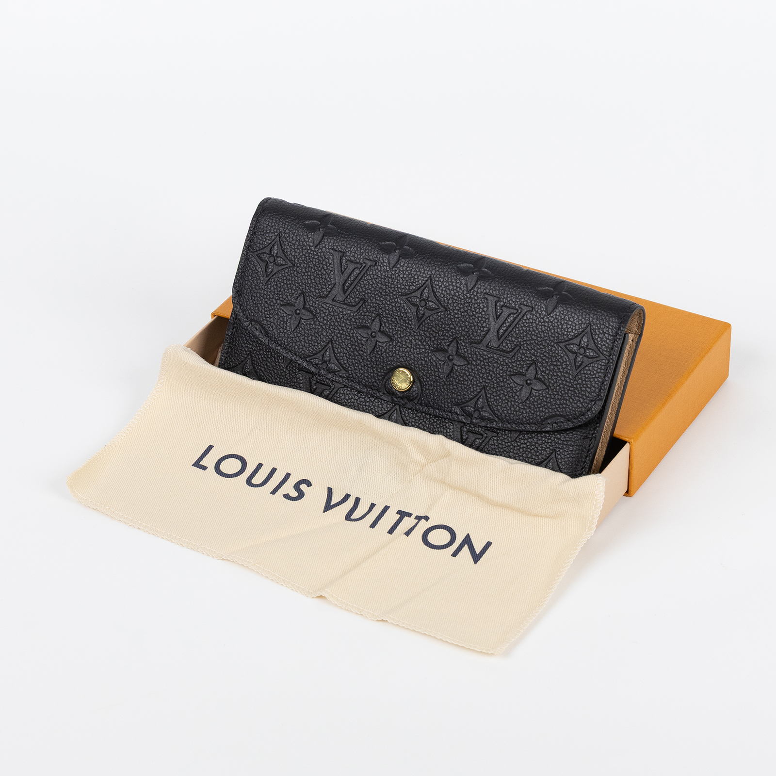路易威登 LOUIS VUITTON Emilie 錢包 長夾 壓花牛皮 黑色 M62369 晶片款 黑壓紋EMILIE掀蓋長夾 原廠盒子/防塵袋