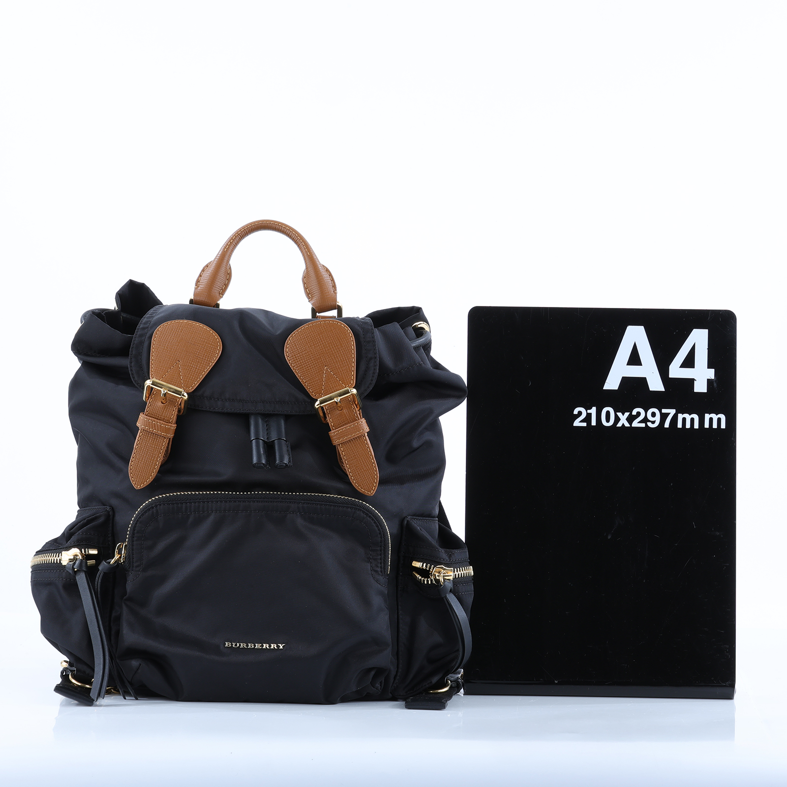 博柏利 BURBERRY The Rucksack 軍用後背包  黑尼龍後背包 無附屬品