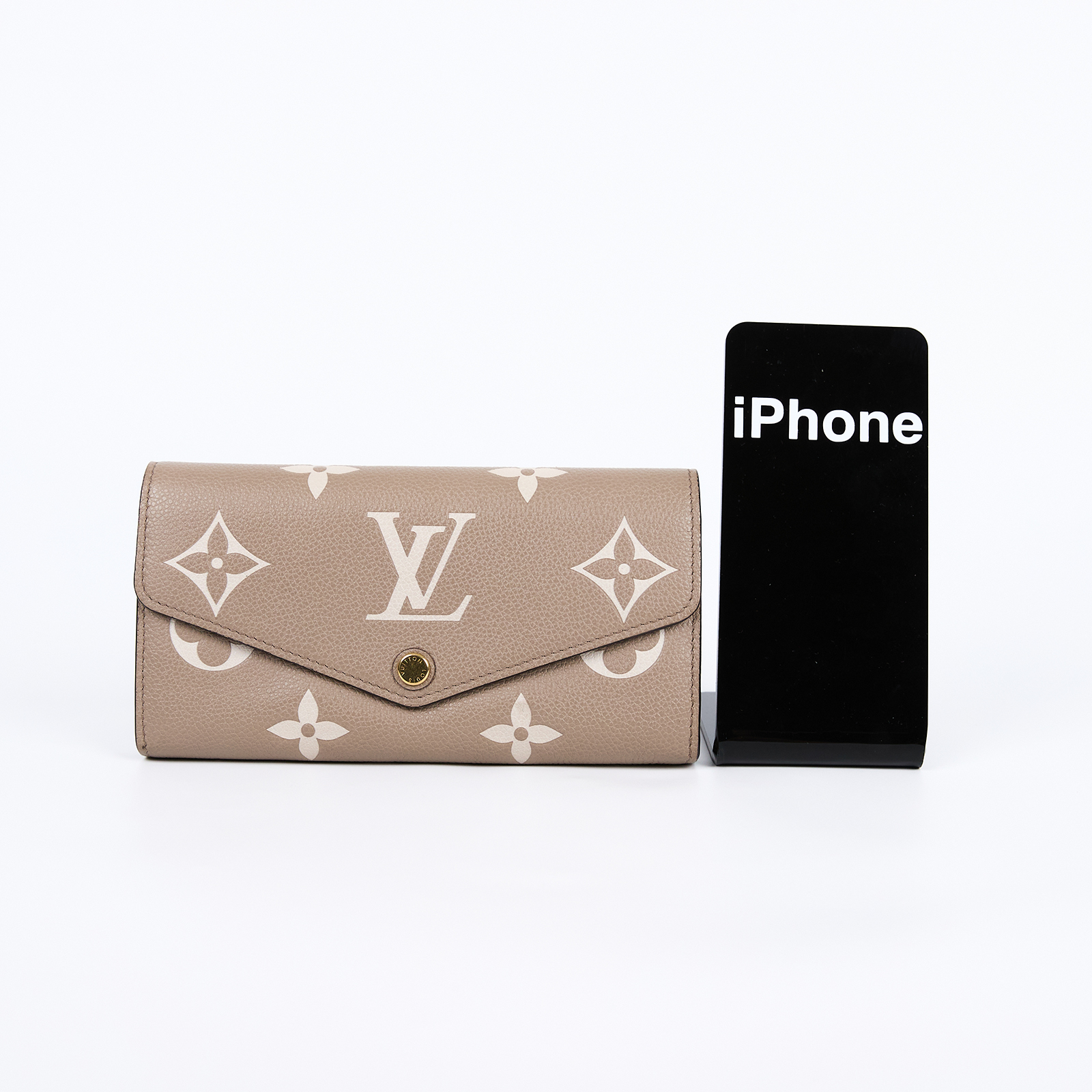 路易威登 LOUIS VUITTON Sarah 錢包 Reverse帆布 Empreinte柔軟粒面壓花牛皮 灰色 奶油色 M81049 晶片款  原廠盒子/防塵袋