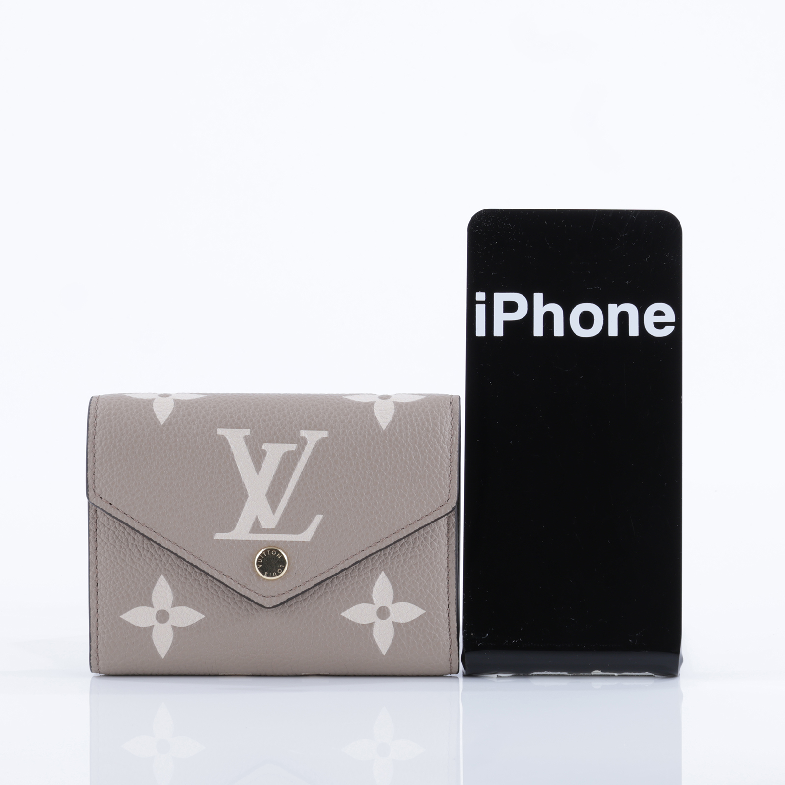 路易威登 LOUIS VUITTON Victorine 錢包 壓花牛皮 灰色奶油色 M81861 晶片款  原廠盒子/防塵袋