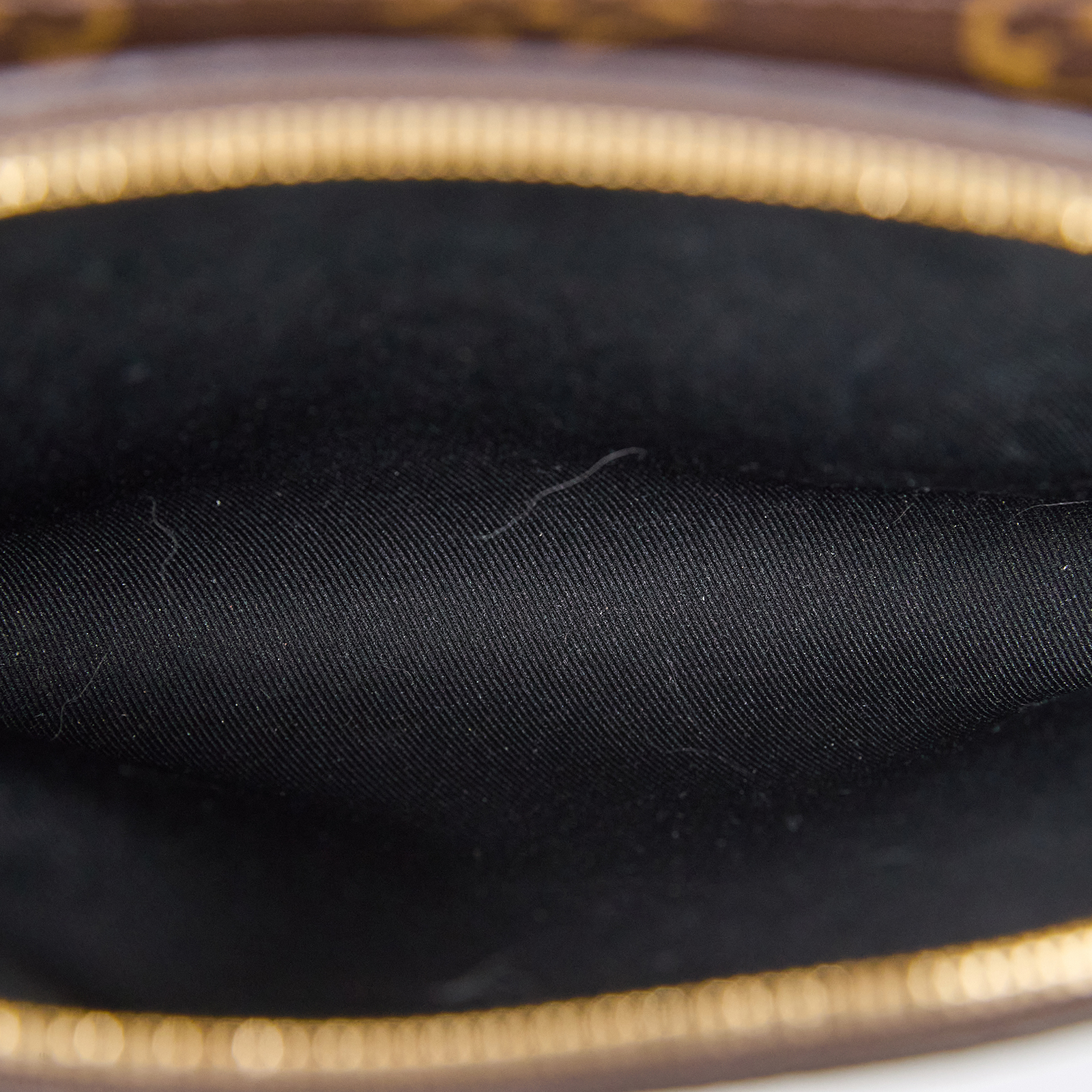 路易威登 LOUIS VUITTON Be Alma Cruise 2025 系列 貝殼包  M12996 晶片款  原廠盒子/防塵袋/購買證明正本/背帶2