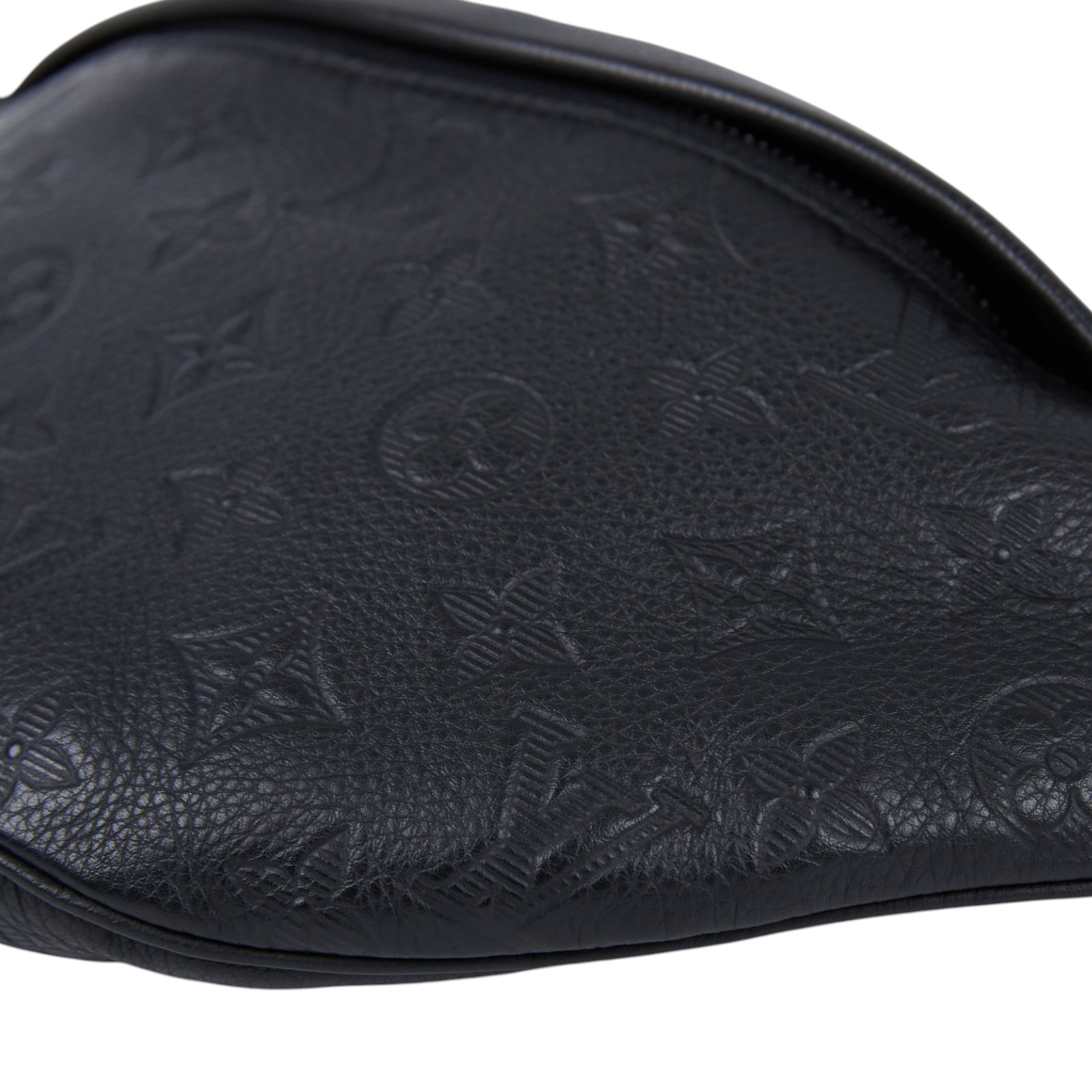 路易威登 LOUIS VUITTON Discovery PM 腰包 小牛皮 黑色 M46036 晶片款 黑原花壓紋DISCOVERY腰包 防塵袋