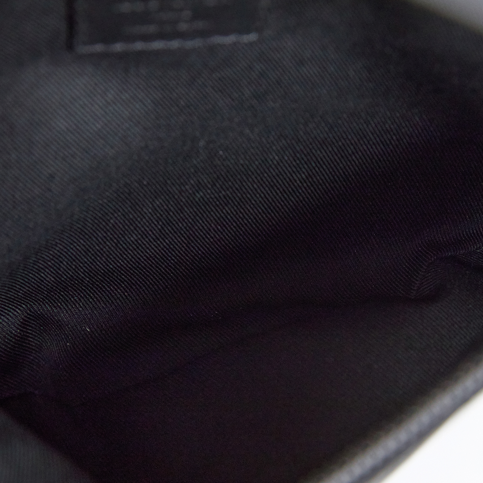 路易威登 LOUIS VUITTON Discovery PM 腰包 小牛皮 黑色 M46036 晶片款 黑原花壓紋DISCOVERY腰包 防塵袋