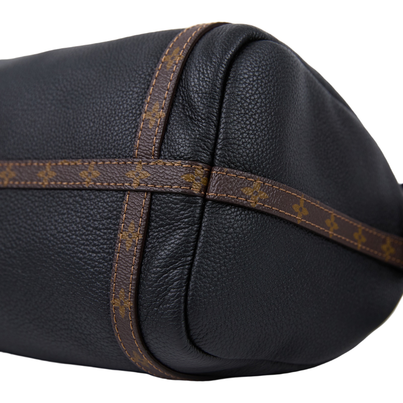 路易威登 LOUIS VUITTON Express PM 肩背包 斜背包 M26039 晶片款 黑EXPRESS PM 背帶/鎖組/購買證明正本