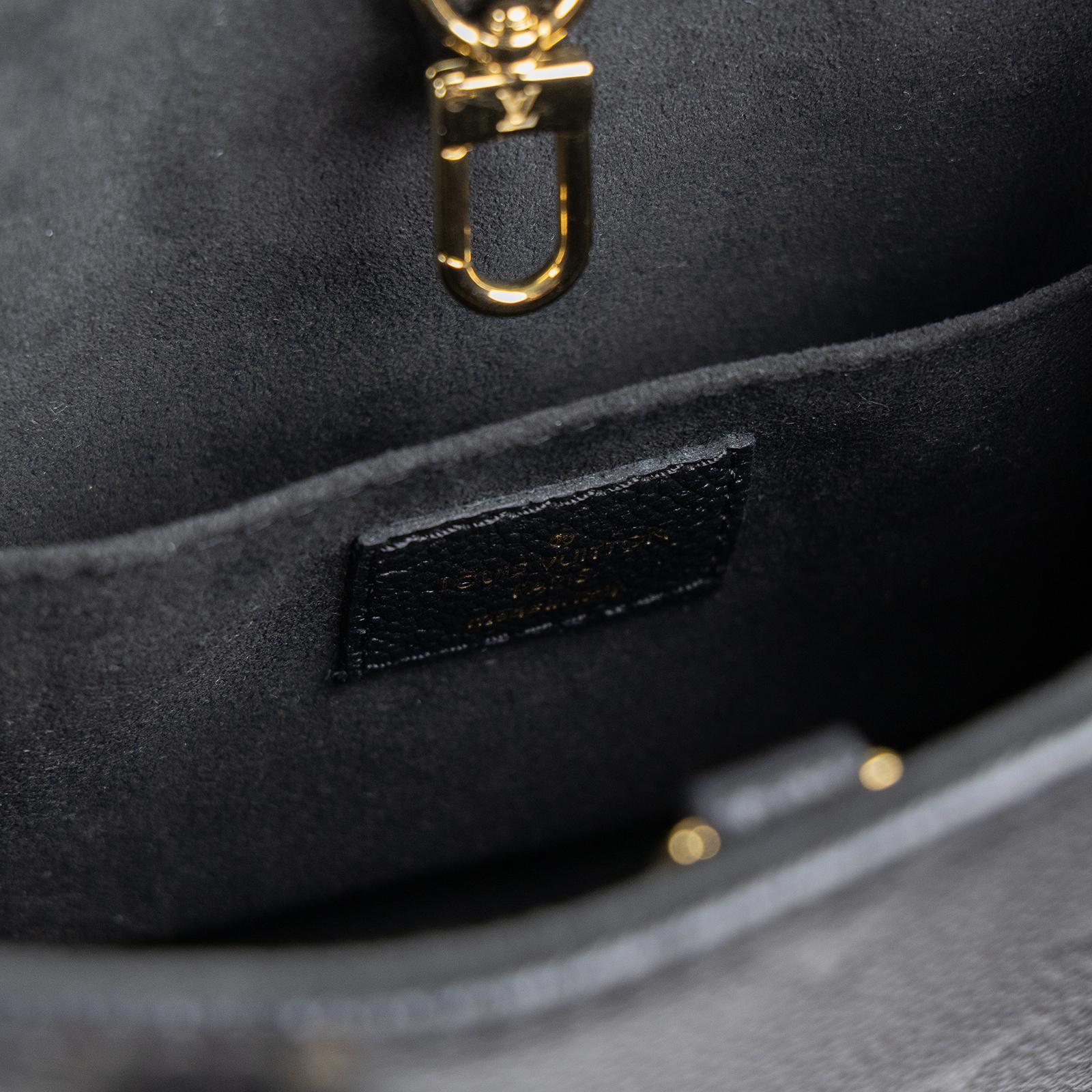 路易威登 LOUIS VUITTON OnTheGo BB 迷你 手提袋 單肩包 黑色 M46993 晶片款  背帶/防塵袋/原廠盒子/香港購買證明正本