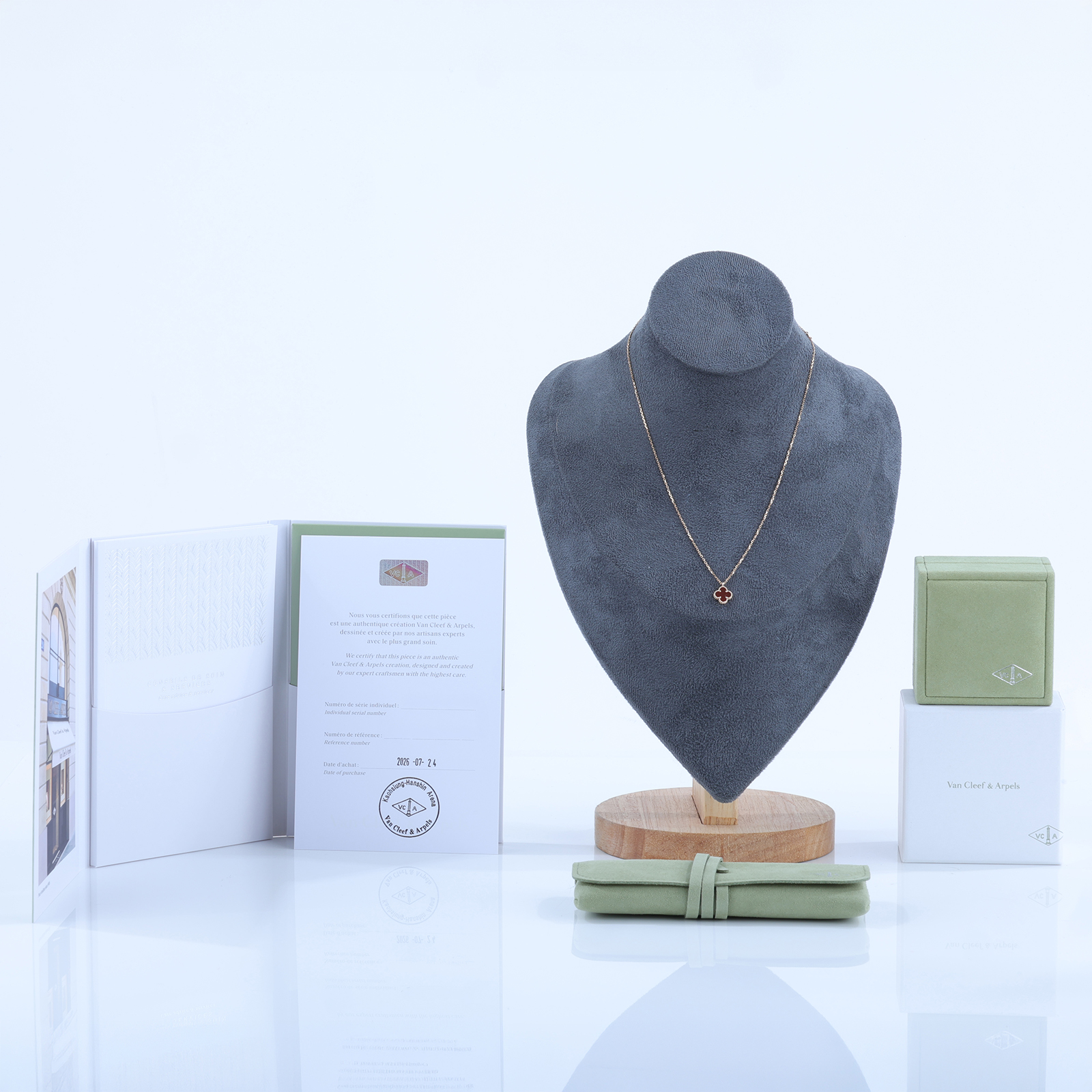 梵克雅寶 Van Cleef & Arpels Sweet Alhambra 吊墜 VCARN59M00  原廠盒子/保書/清潔刷