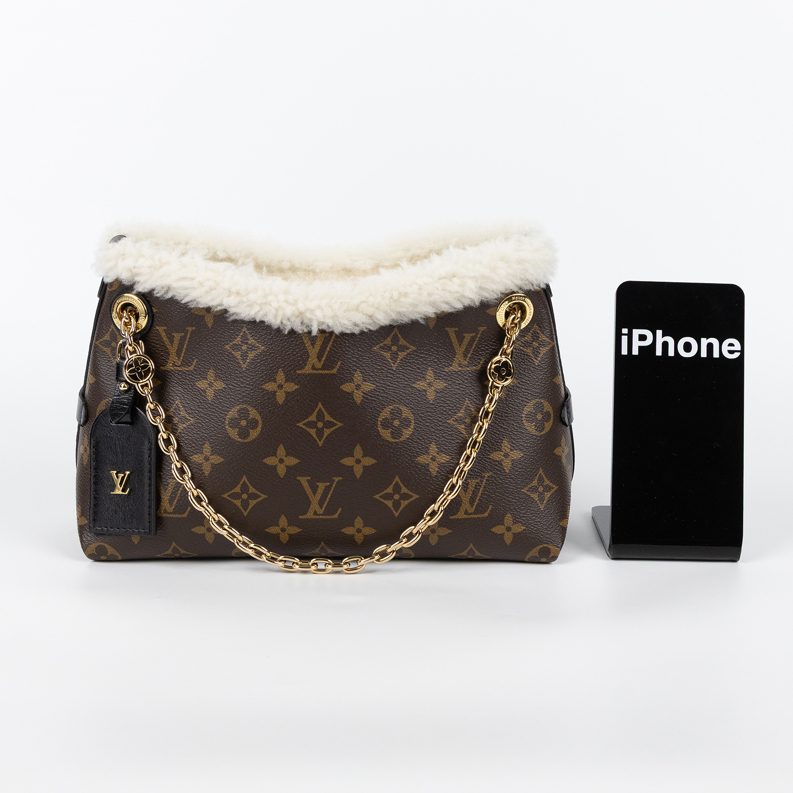 路易威登 LOUIS VUITTON CarryAll BB 手袋 Monogram 帆布與剪羊毛 復古金色金屬配件 M26568 晶片款  原廠盒子/防塵袋