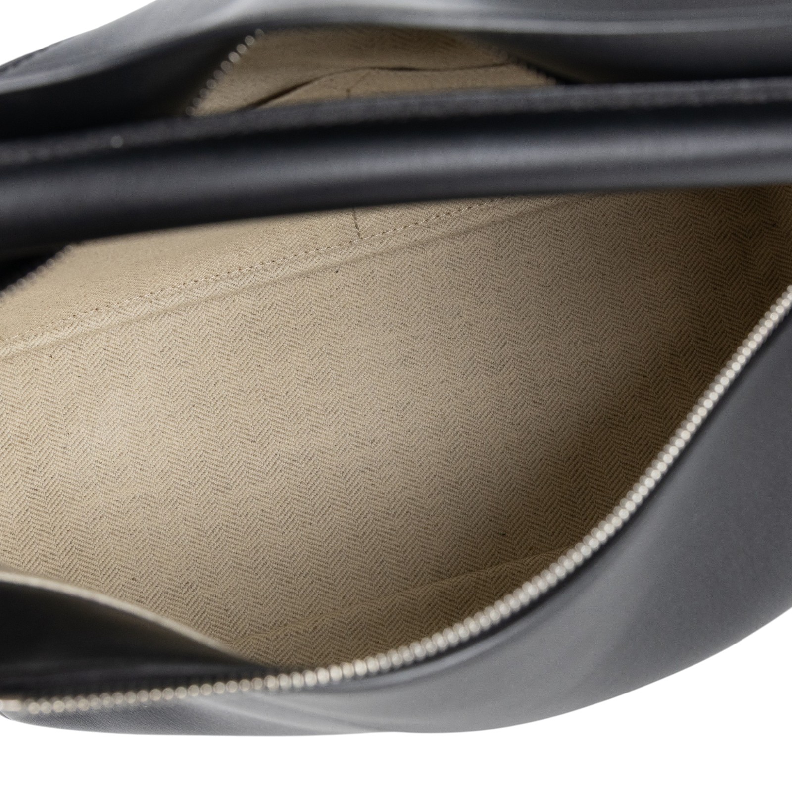 羅意威 LOEWE 中型經典小牛皮 Puzzle Edge 包款 Medium Puzzle Edge Bag A510P49X23  防塵袋/背帶