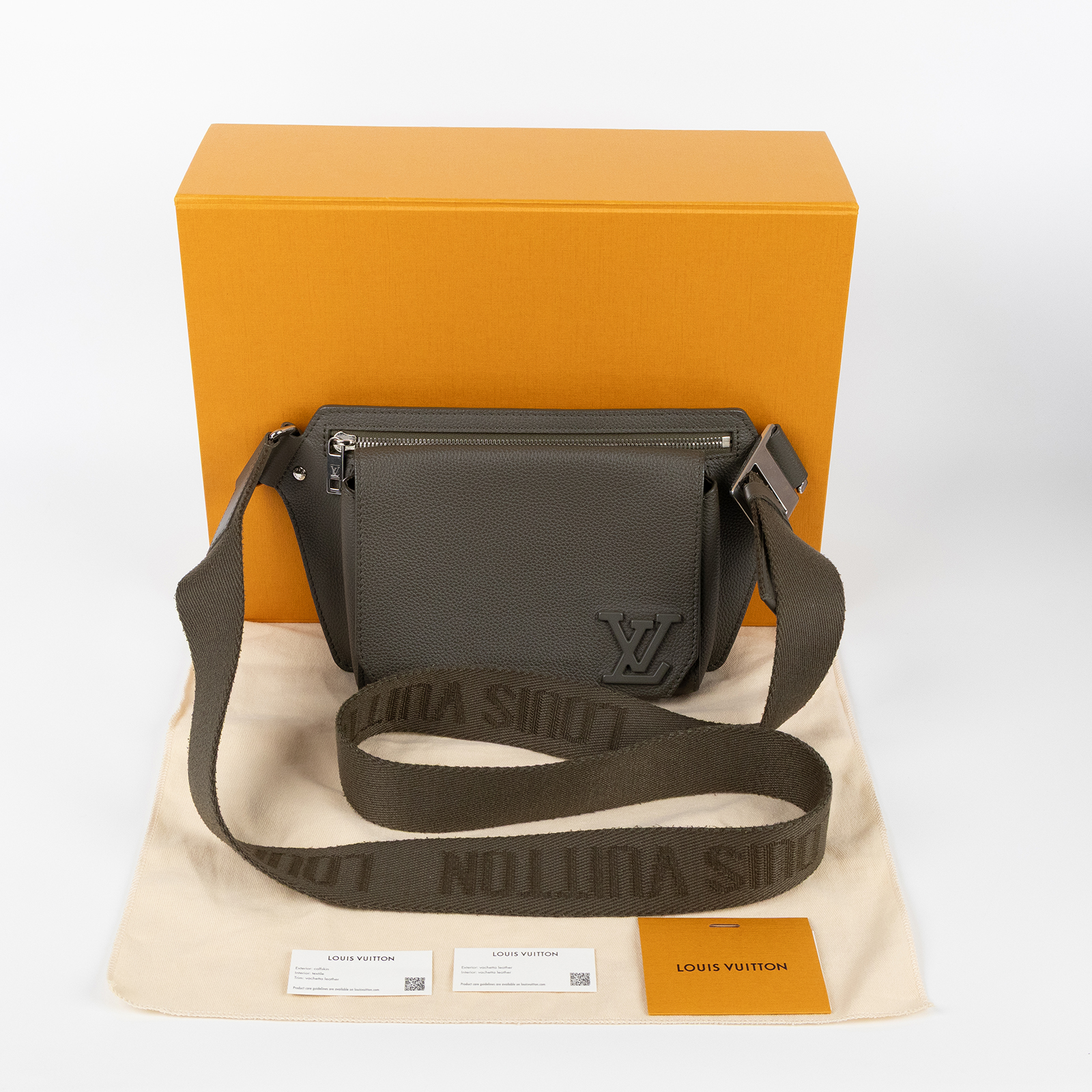路易威登 LOUIS VUITTON Takeoff 斜背包 M21364 晶片款 墨綠TAKEOFF斜背包 原廠盒子/防塵袋