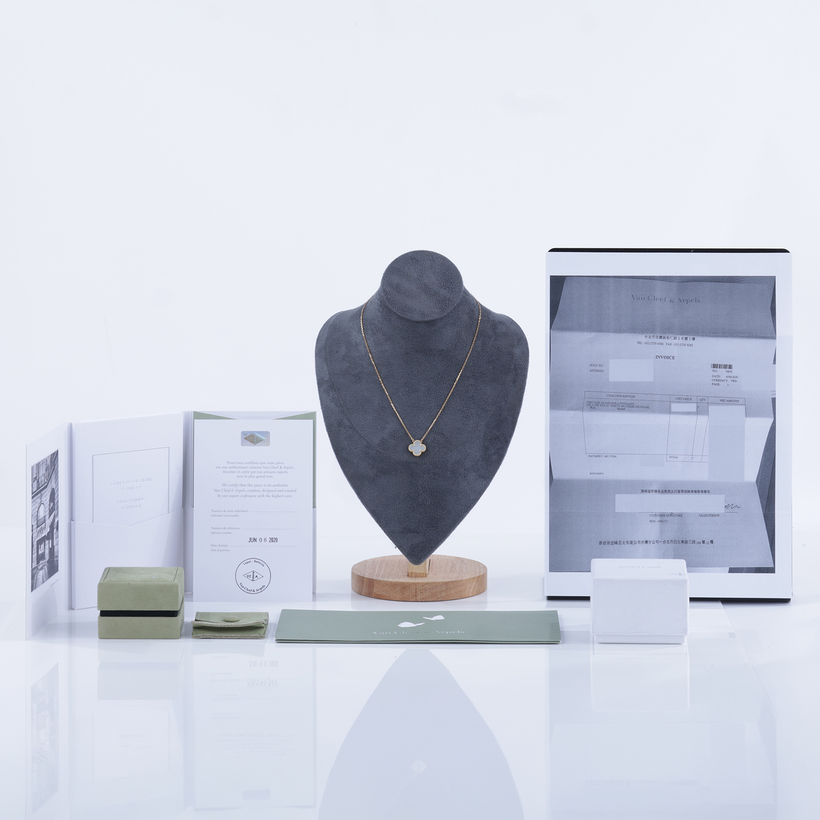 梵克雅寶 Van Cleef & Arpels Vintage Alhambra 吊墜 小型 vcara45900  原廠盒子/防塵袋/保證卡/購買證明影本