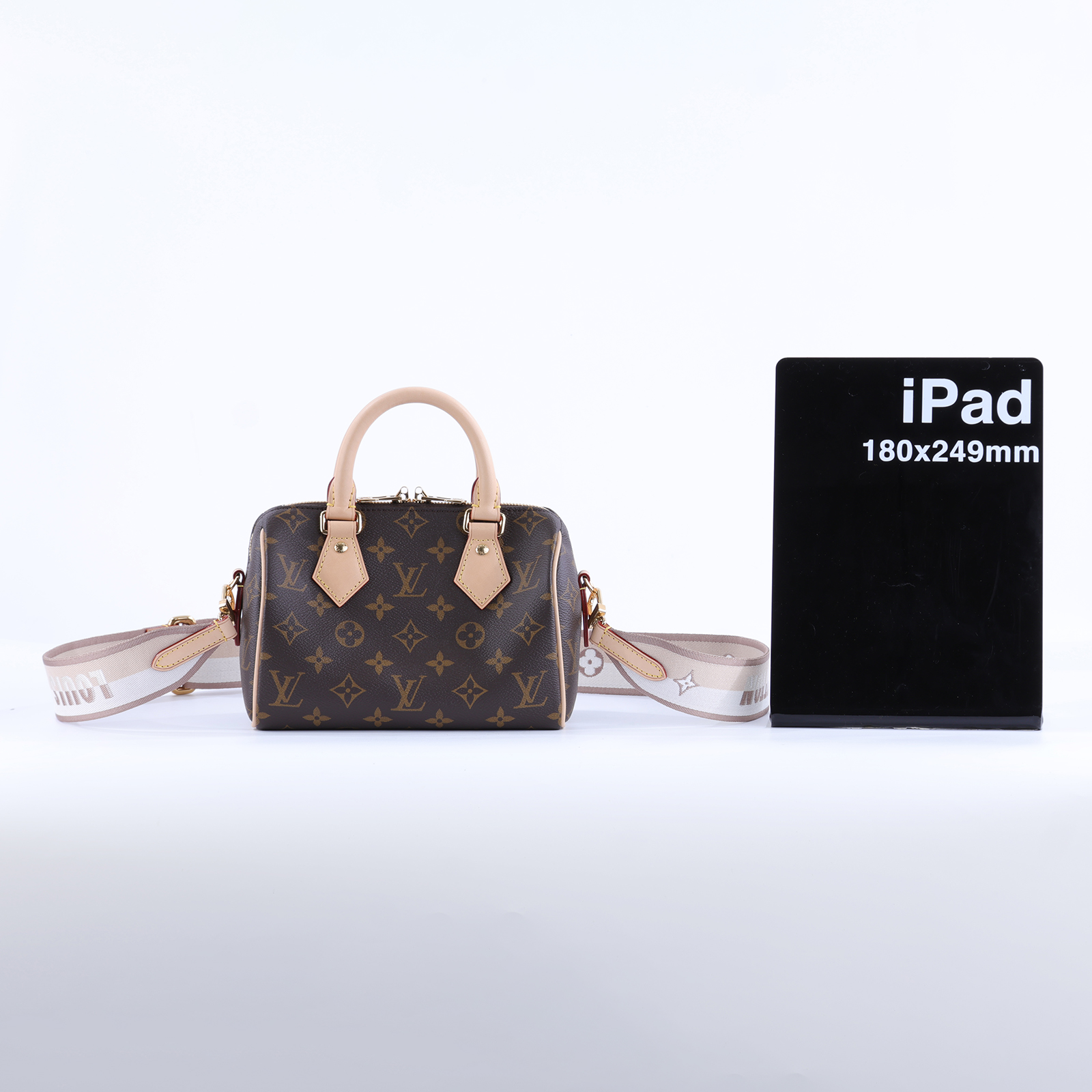 路易威登 LOUIS VUITTON Speedy Bandoulière 20 米色 帆布 手提 斜背 波士頓包 M46222 晶片款  原廠盒子/防塵袋/背帶/鎖組/購買證明