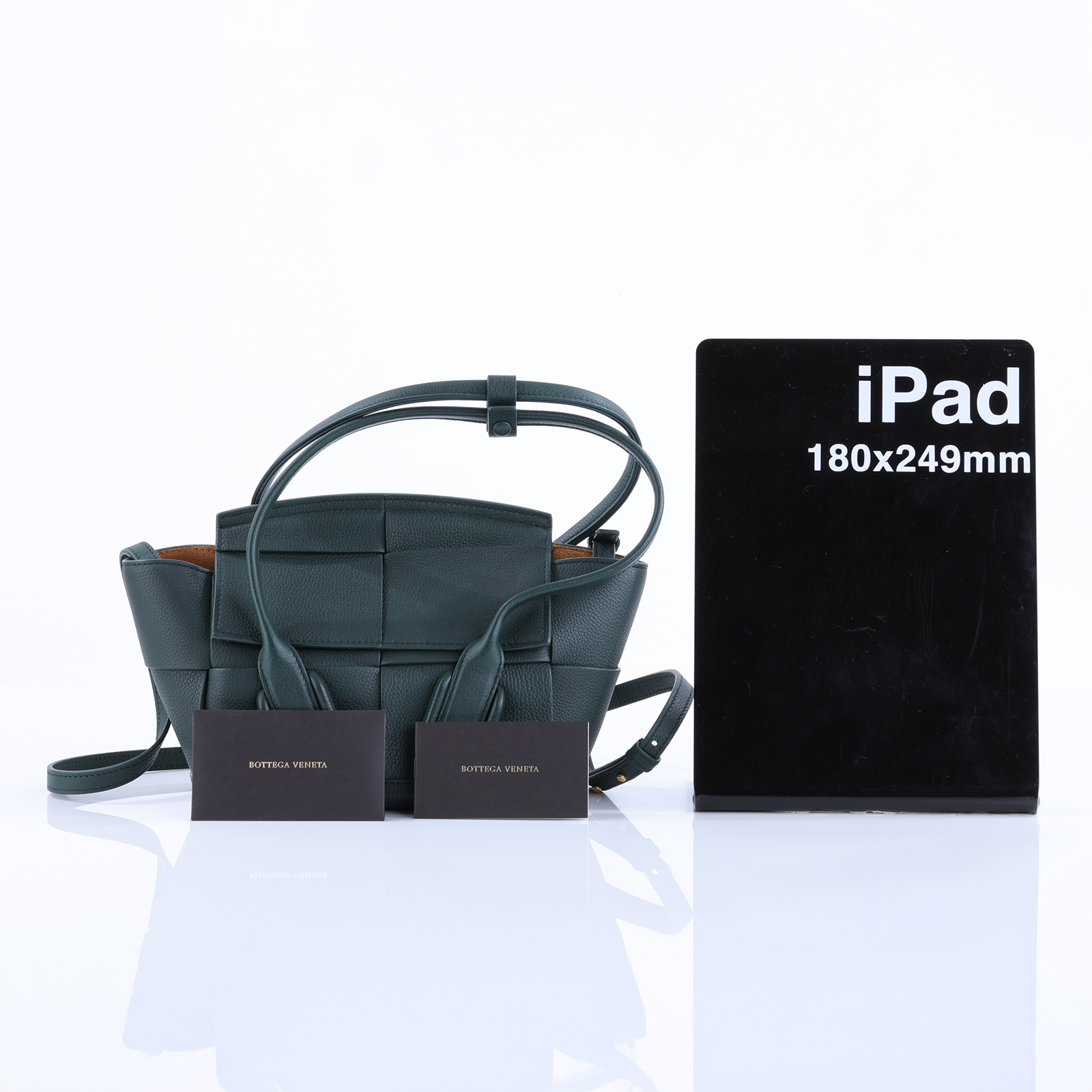 寶緹嘉 BOTTEGA VENETA Arco 迷你 手提包 600606VA981 綠色Mini Arco 防塵袋/背帶