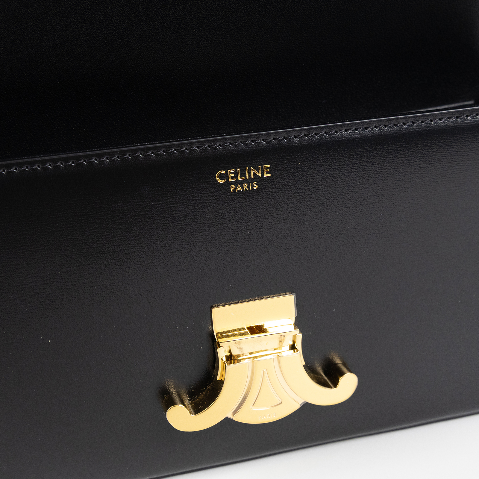 思琳 CELINE Claude 亮面牛皮革 凱旋門 肩背包 194143BF 黑色TEEN TRIOMPHE斜肩包 防塵袋