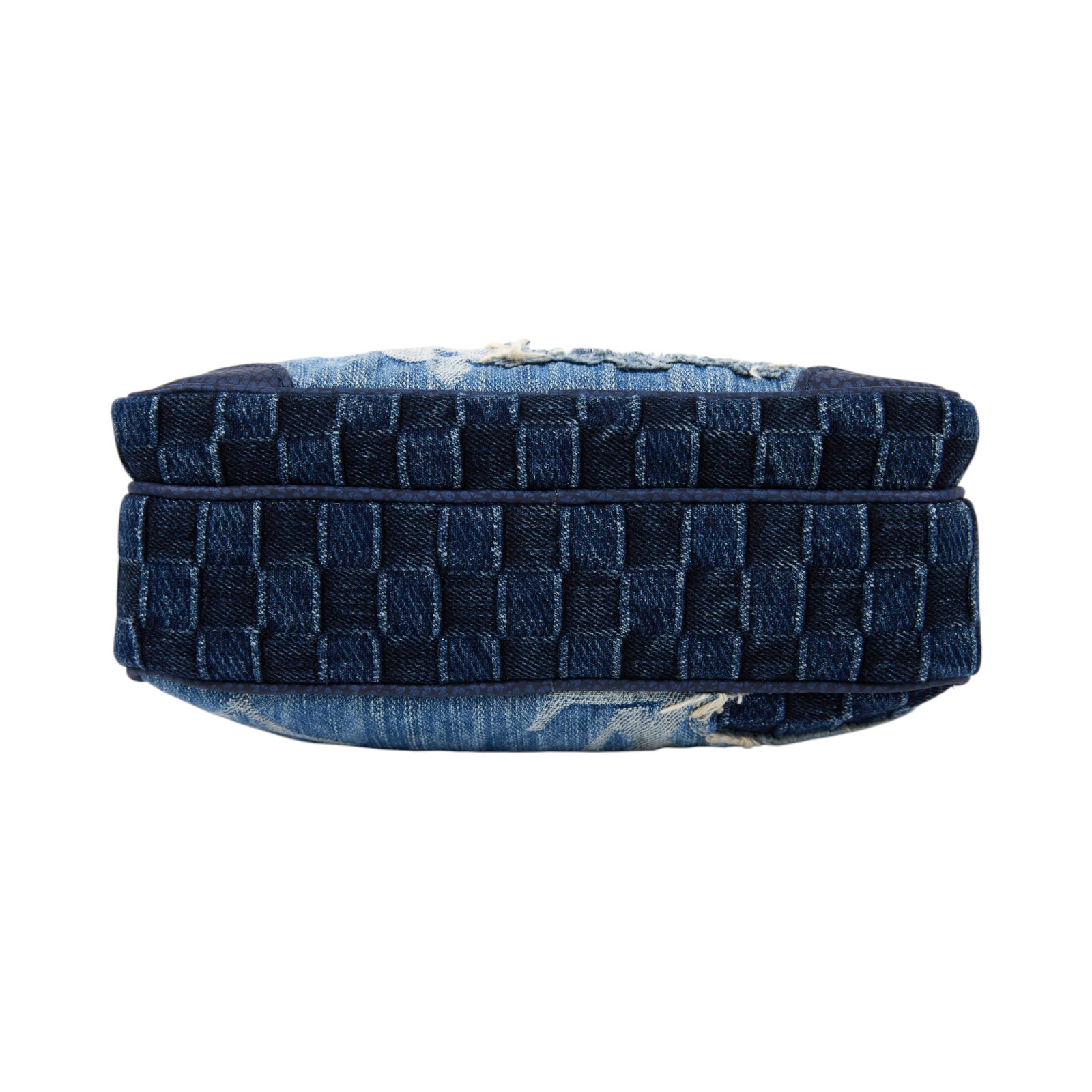 路易威登 LOUIS VUITTON Nil 斜背包 肩背包 手提包 M15296 晶片款 藍拼布牛仔NIGO相機包 原廠盒子/防塵袋/背帶2