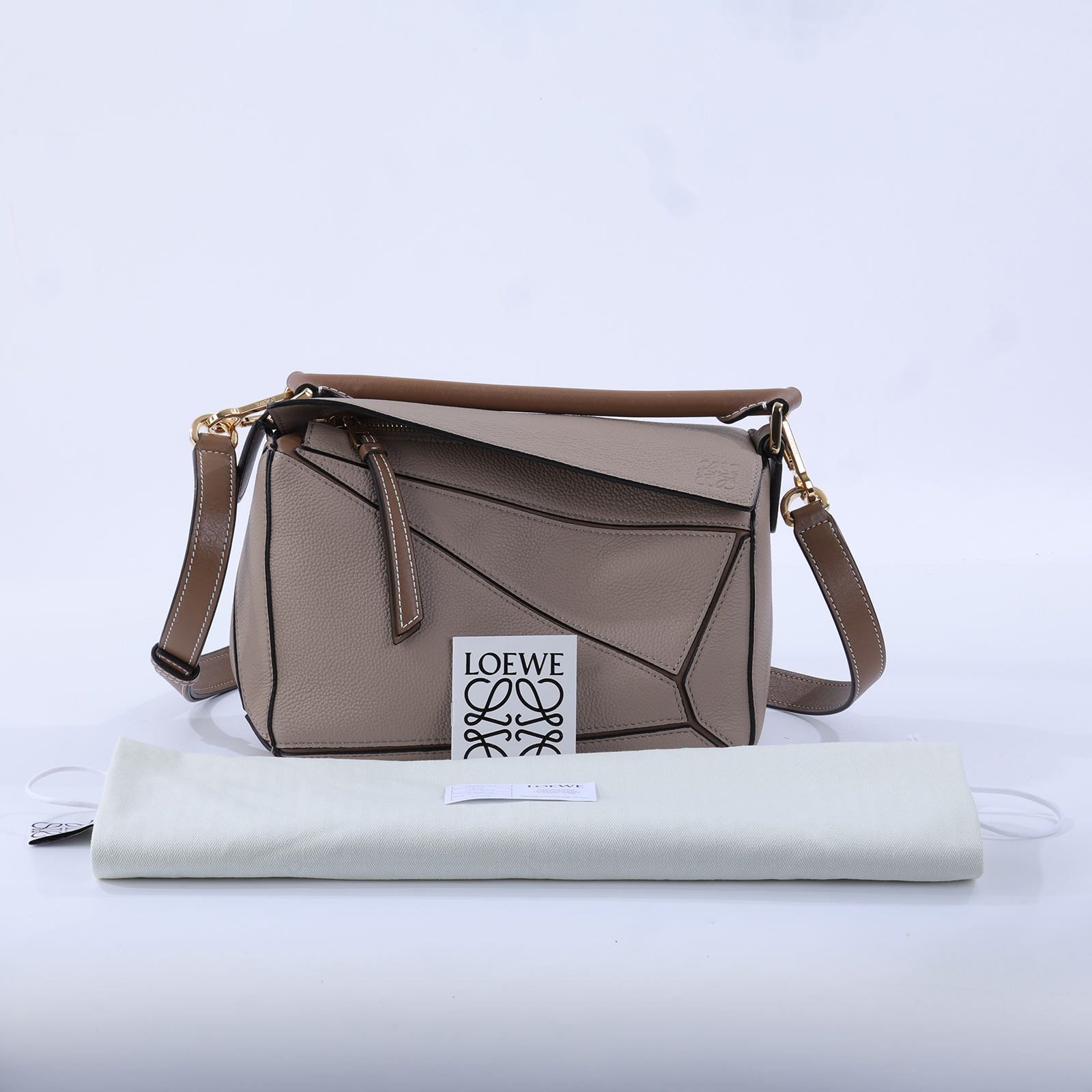 羅意威 LOEWE Small Puzzle bag 肩背 斜背包 32212KBS21 沙拚棕色PUZZLE SMALL 防塵袋/背帶