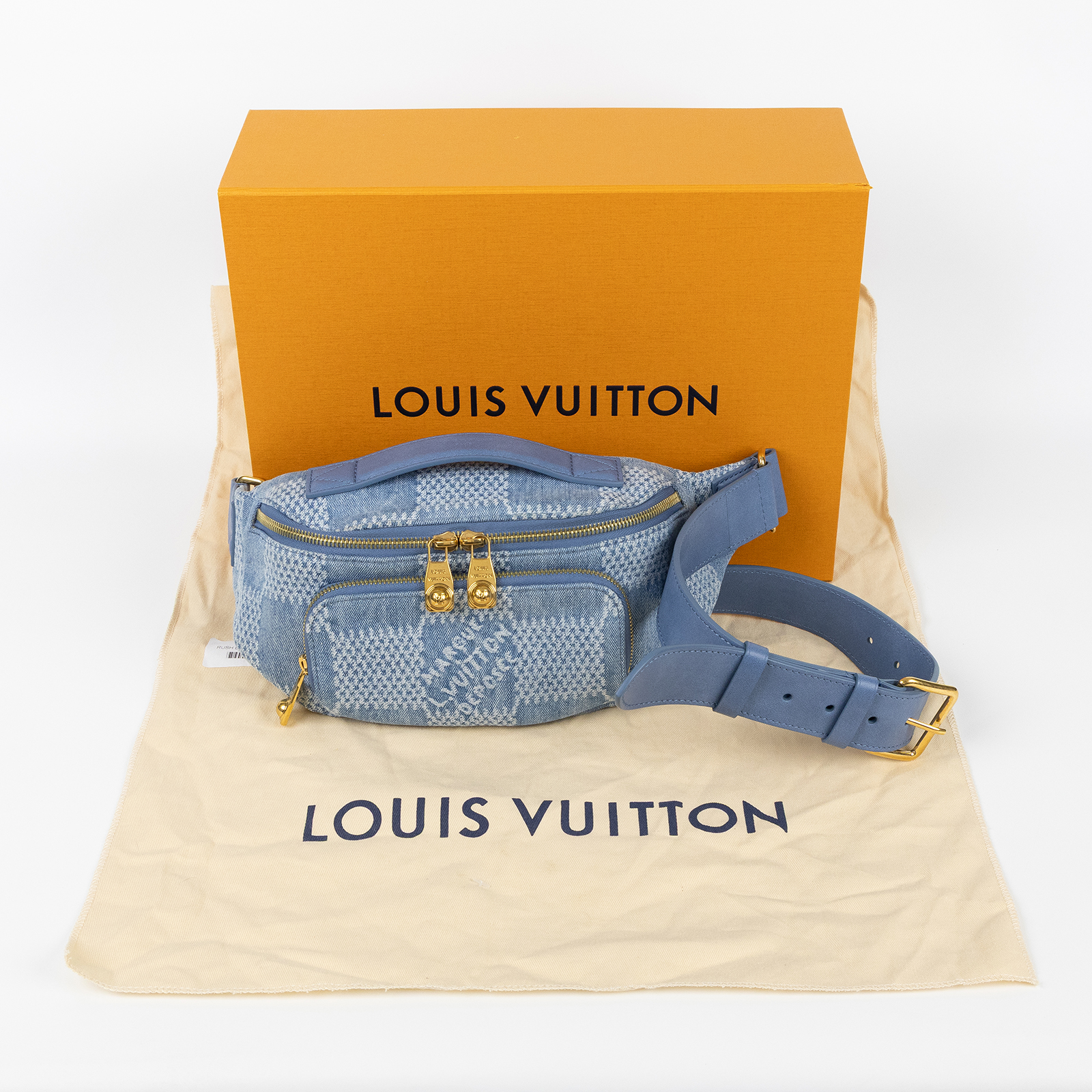 路易威登 LOUIS VUITTON Rush Bumbag 腰包/胸包 Denim 藍色 Damier Denim 3D棉質帆布 仿舊金色金屬配件 N00205 晶片款  原廠盒子/防塵袋