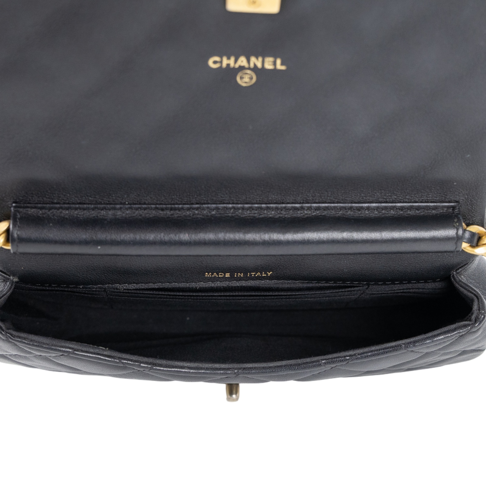 香奈兒 CHANEL WOC 斜背包 手拿包 AP2358 31開 黑金菱格迷你馬鞍包 無附屬品