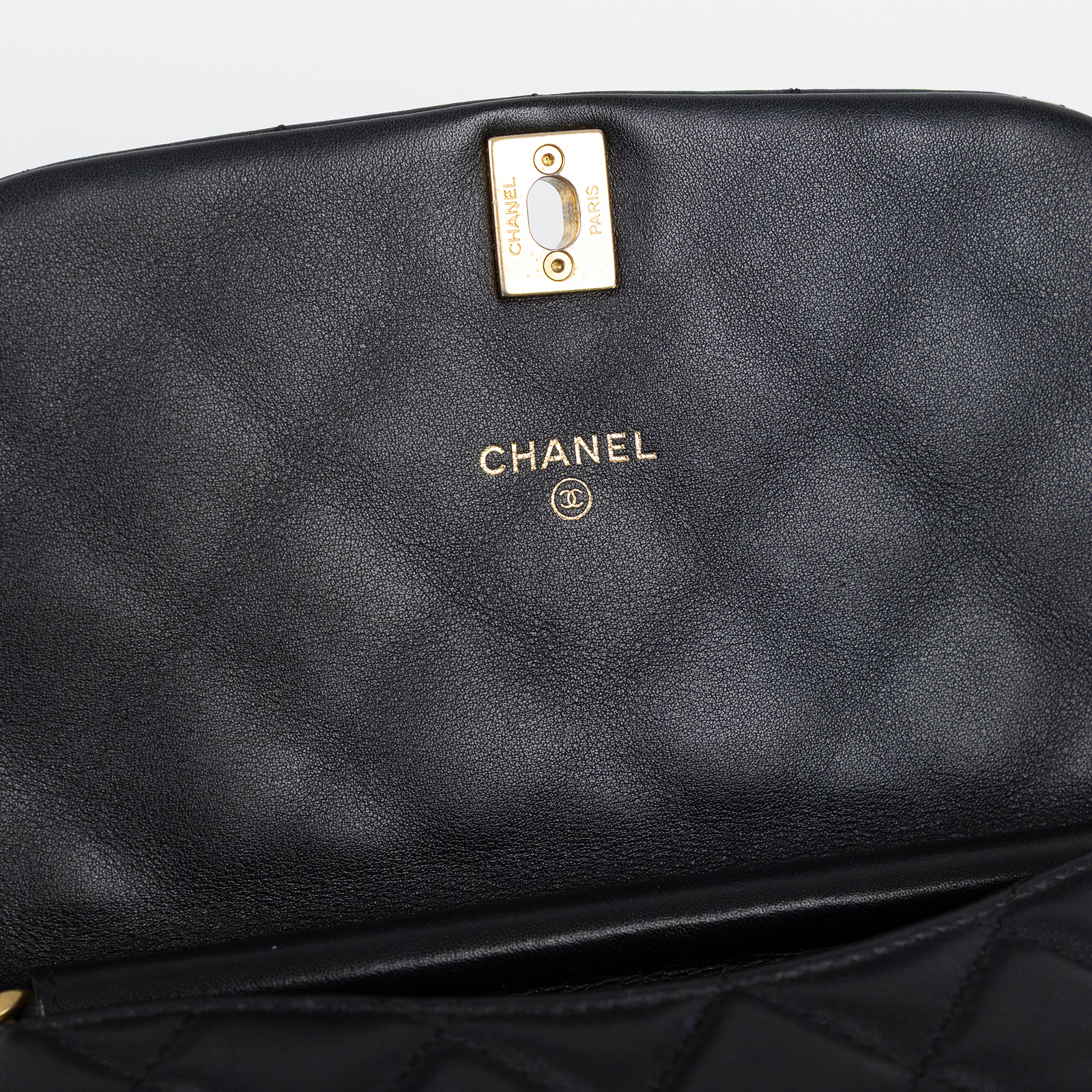 香奈兒 CHANEL WOC 斜背包 手拿包 AP2358 31開 黑金菱格迷你馬鞍包 無附屬品