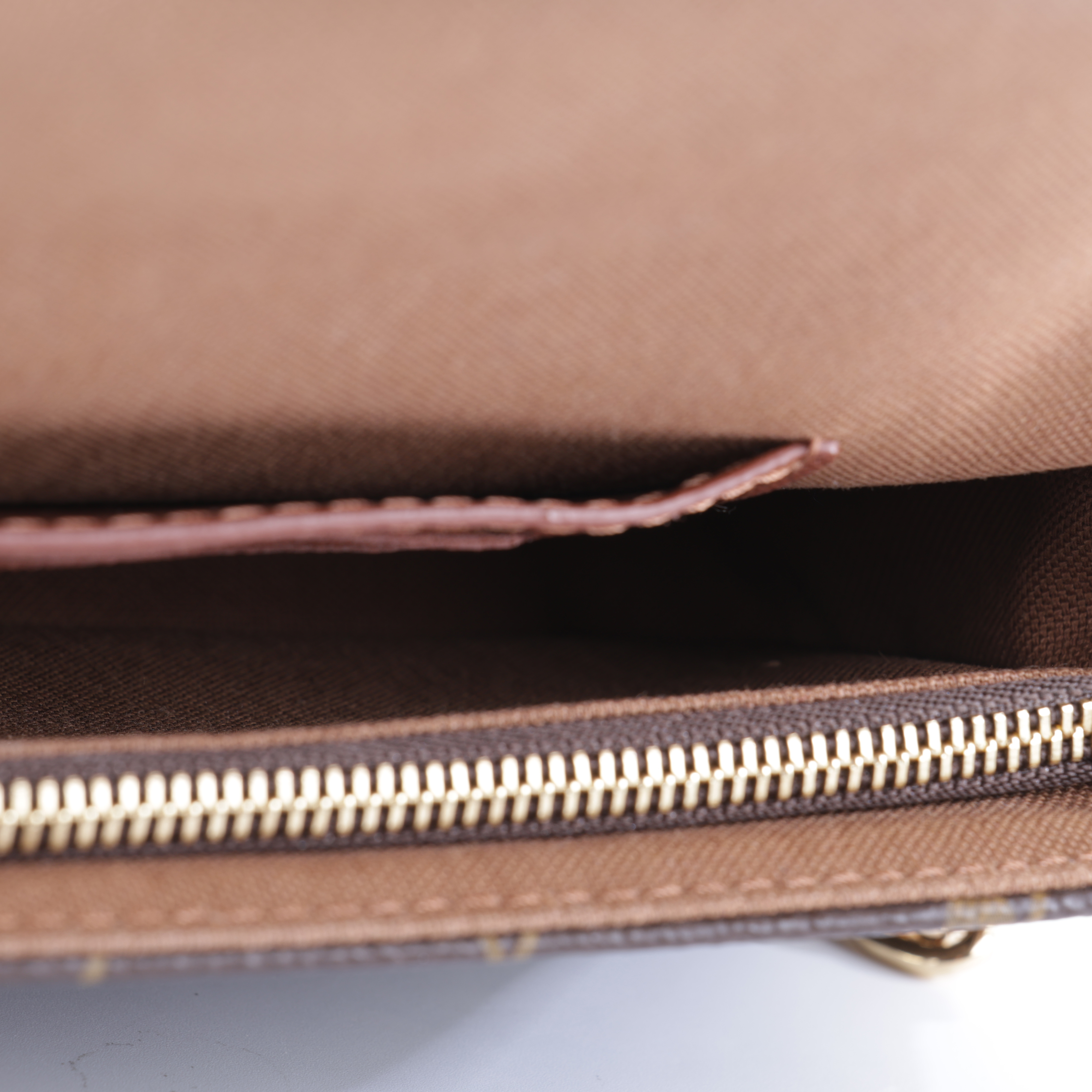 路易威登 LOUIS VUITTON Wallet on Chain Ivy 麻將包 手提 腋下單肩包 M81911 晶片款  原廠盒子/防塵袋/購買證明正本/背帶2