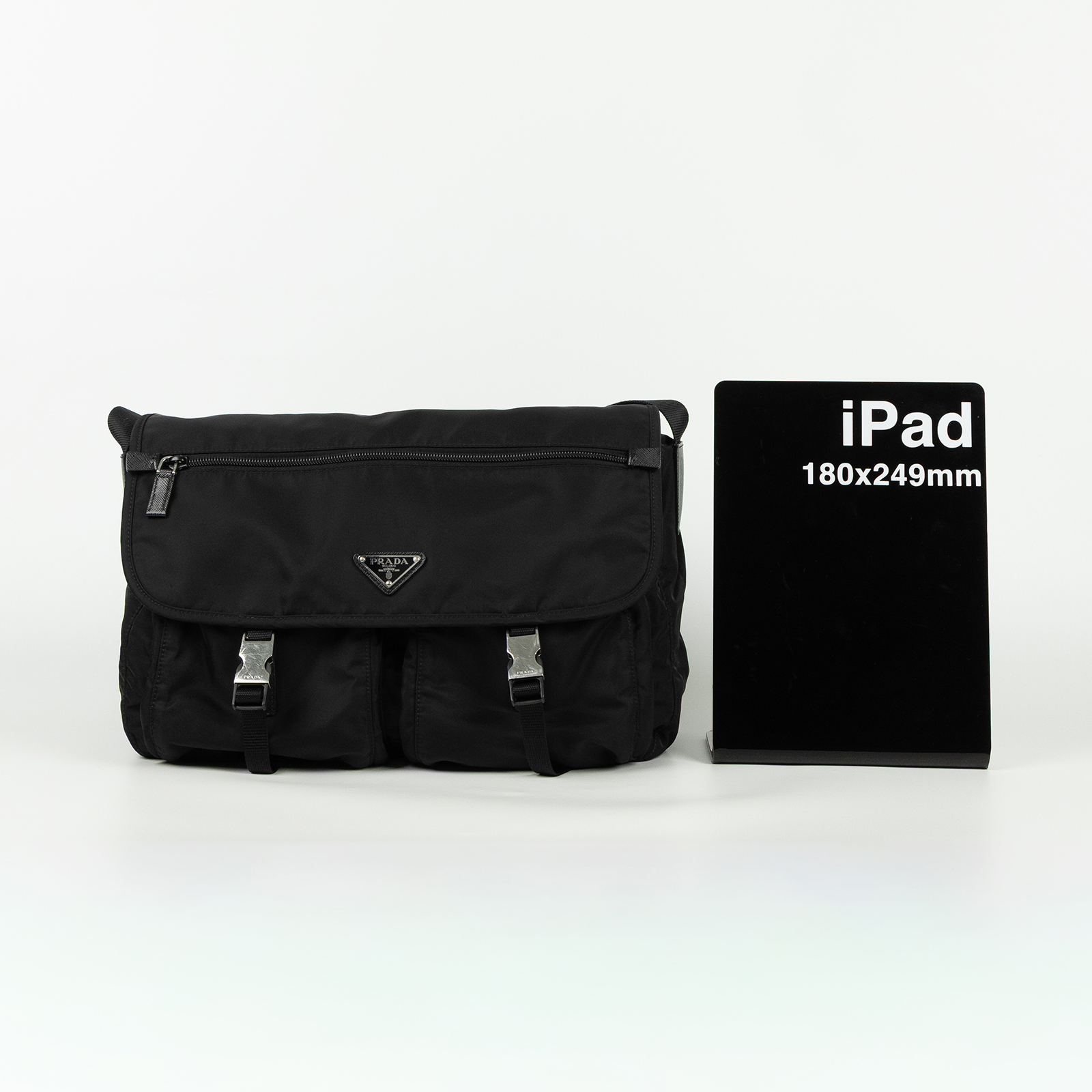 普拉達 PRADA Tessuto Nylon 郵差包 肩背包 斜背包 1BD738_V44 黑尼龍郵差包 無附屬品