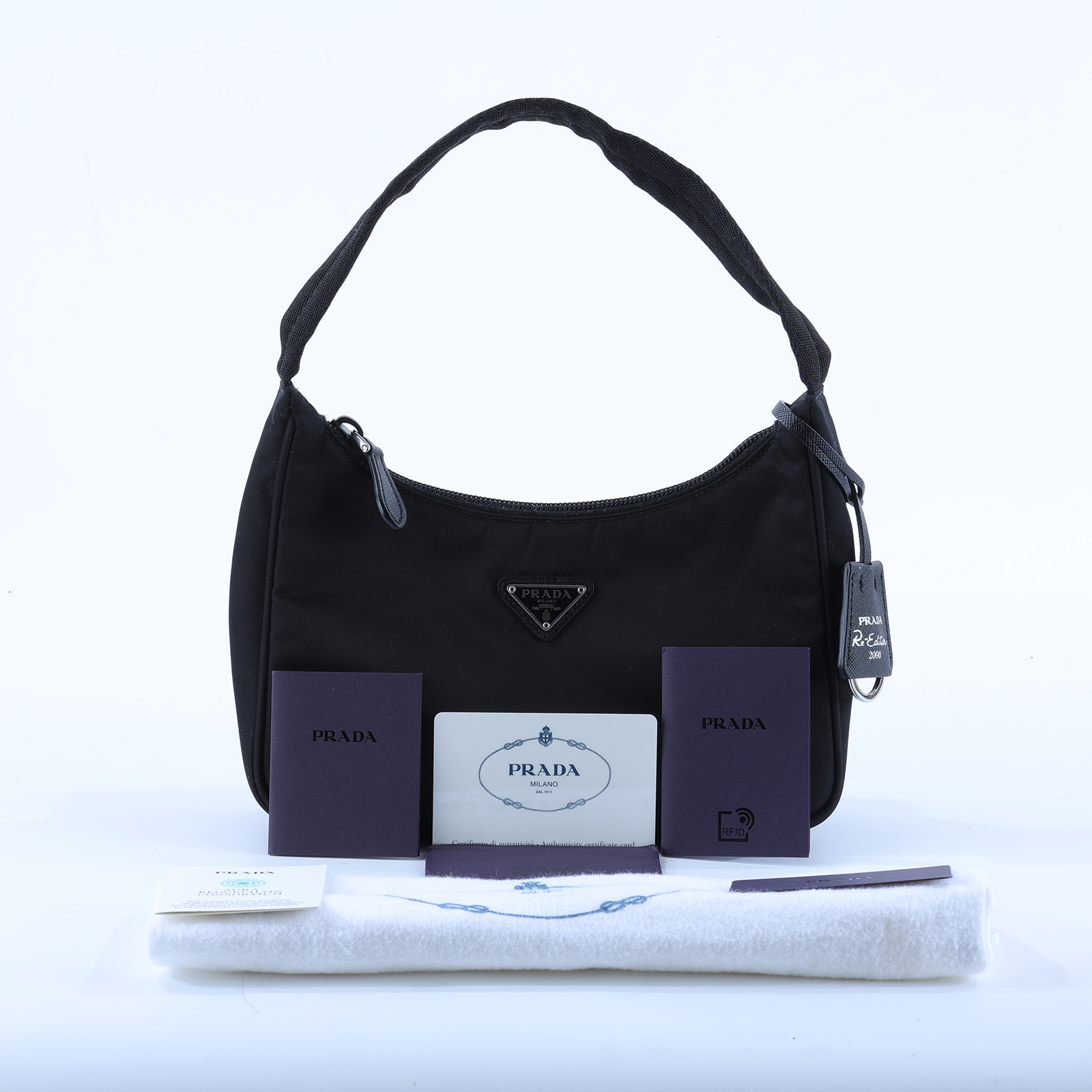 普拉達 PRADA Re-Edition 迷你 Hobo 包 1NE515_RDH0 黑尼龍HOBO腋下包 防塵袋/保證卡