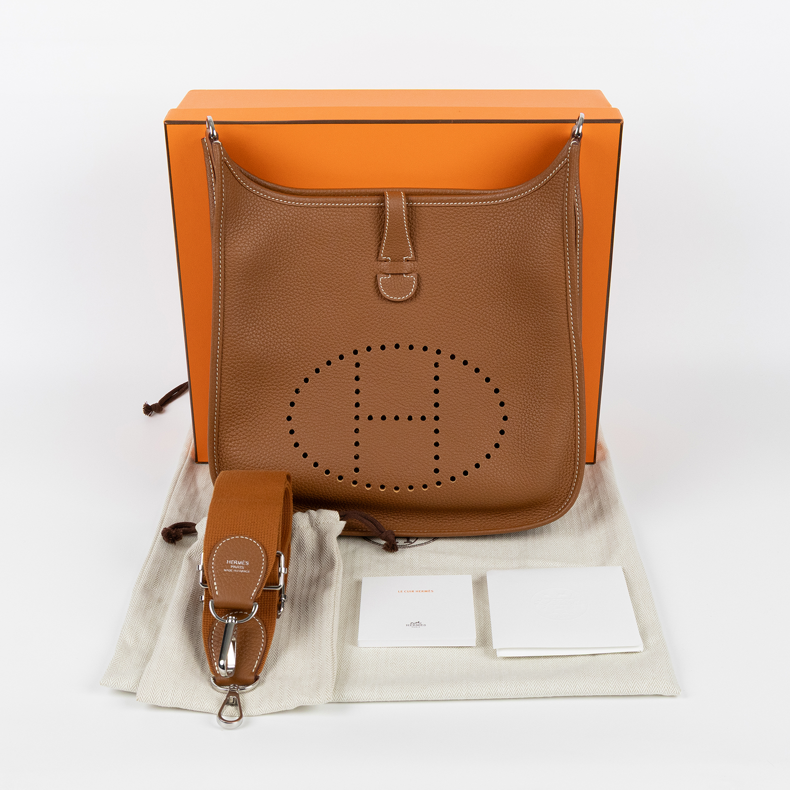 愛馬仕 Hermes Evelyne Bag 伊芙琳包 29 馬蹄型 EV29 U MN 010 U刻 金棕EVELYNE29 原廠盒子/防塵袋/背帶