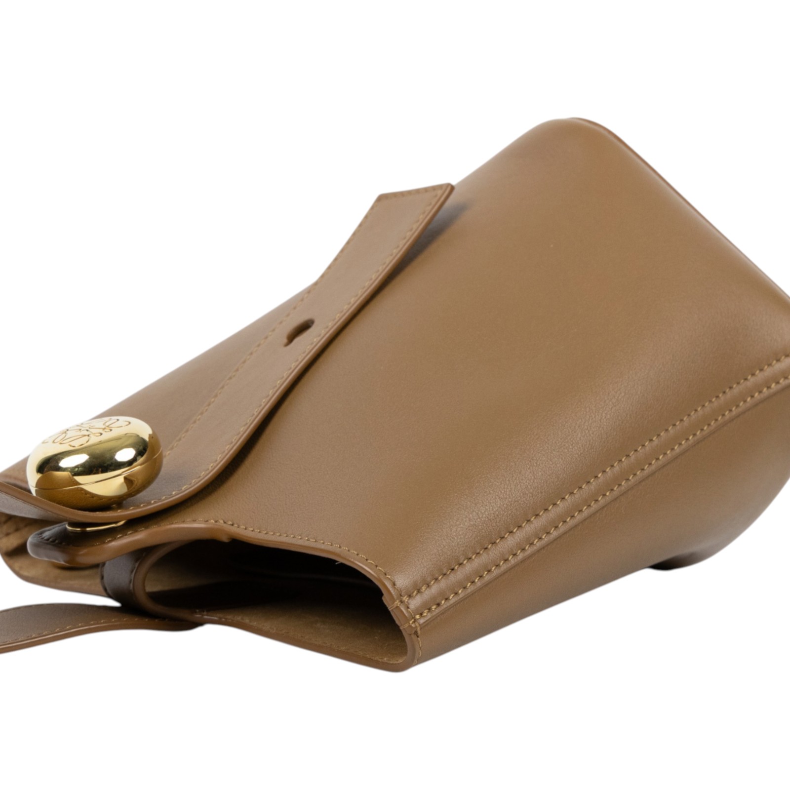 羅意威 LOEWE Mini Pebble Bucket bag 肩背 手提水桶包 AANBBBMX01 棕色PEBBLE BUCKET 防塵袋/背帶
