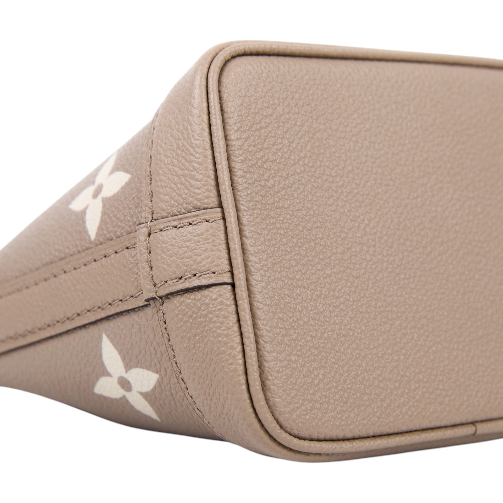 路易威登 LOUIS VUITTON Nano Noé 束口水桶包 Tourterelle 灰色 Cream色 M46291 晶片款  原廠盒子/防塵袋/背帶2