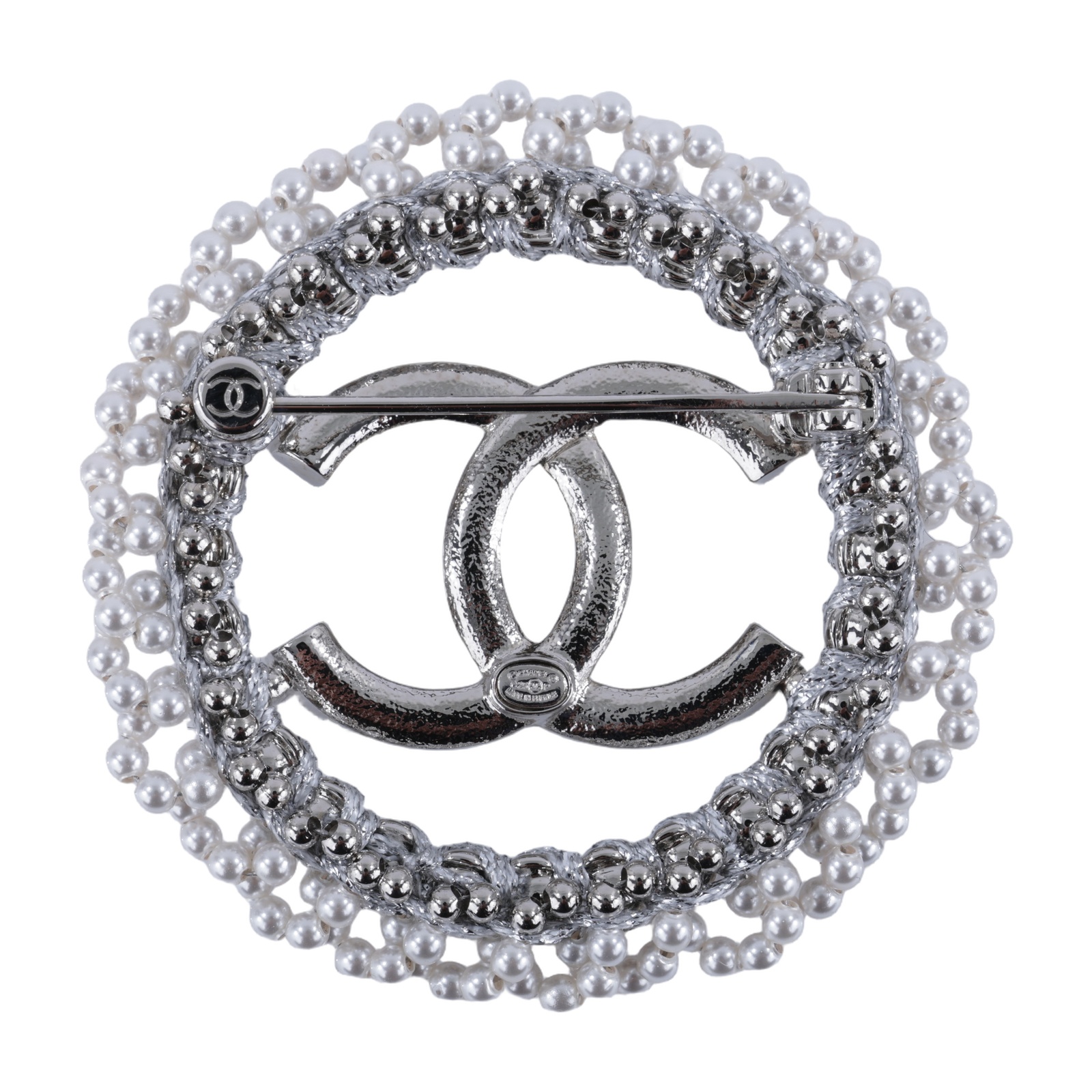 香奈兒 CHANEL CC LOGO 胸針 ABF468 B19982C25 P 銀雙C鑲水鑽外圈珍珠胸針 原廠盒子/內襯