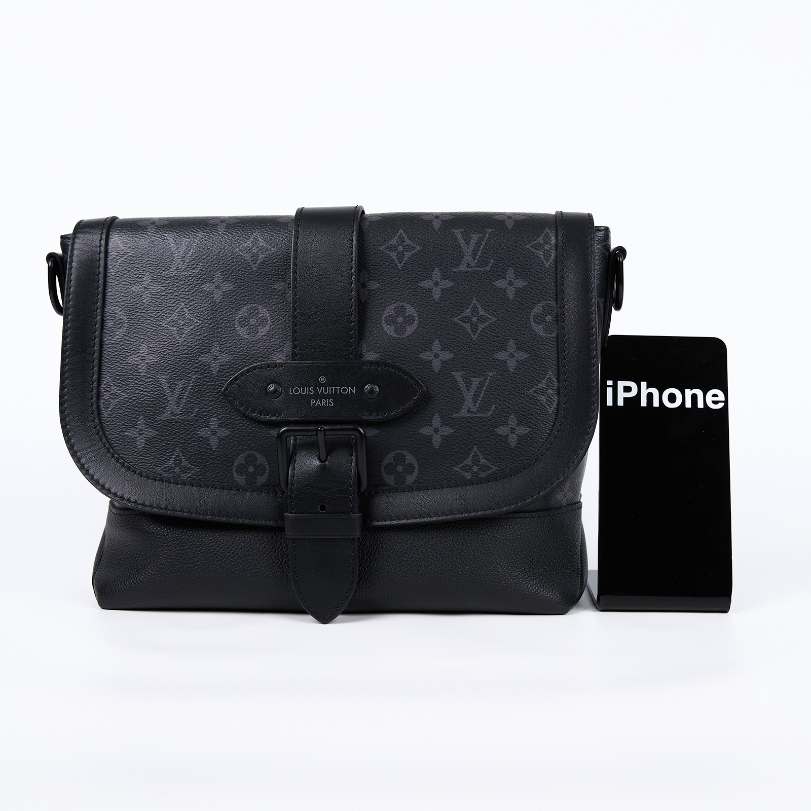 路易威登 LOUIS VUITTON Saumur 郵差包 M45911 晶片款 黑老花SAUMUR郵差包 原廠盒子/防塵袋/背帶