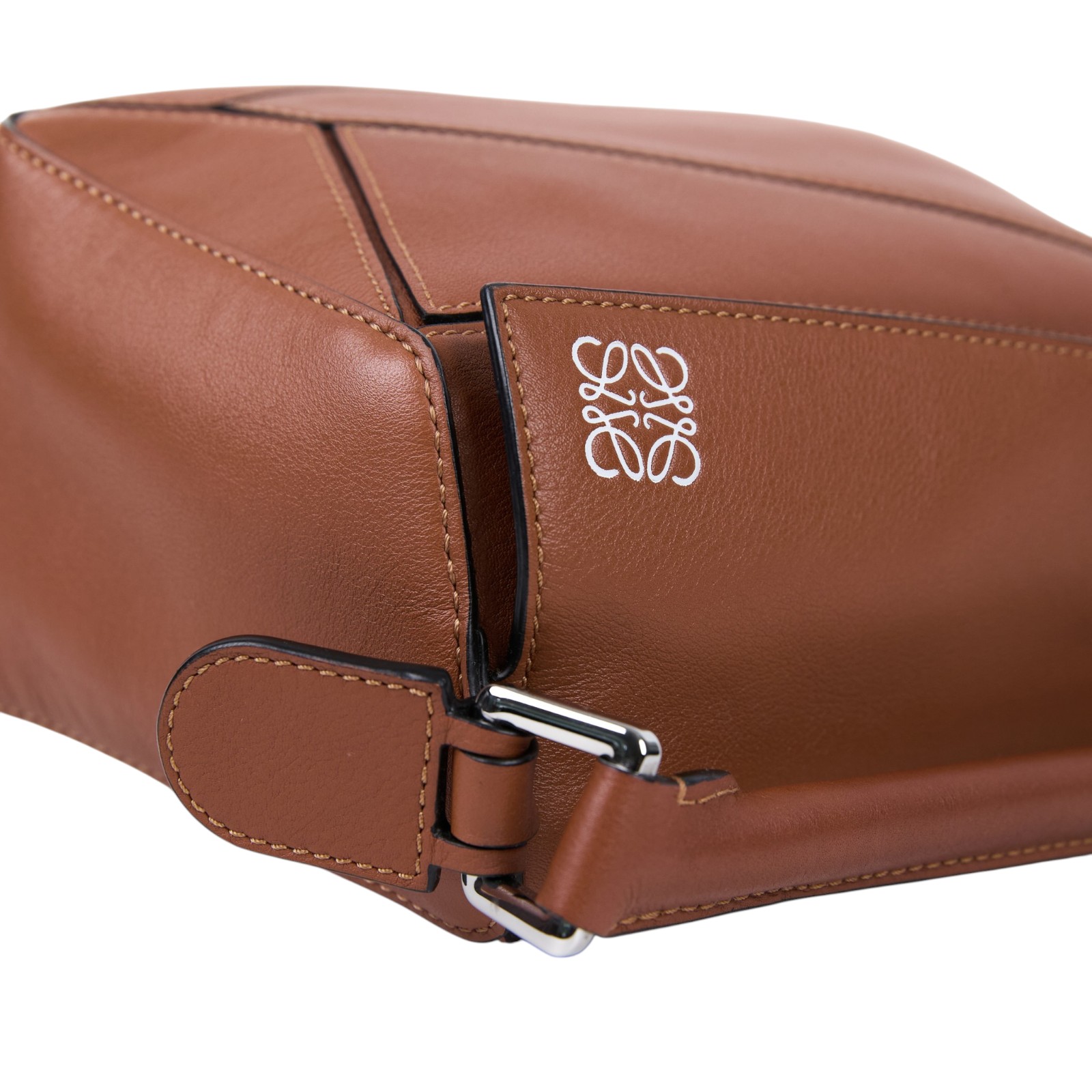 羅意威 LOEWE Small Puzzle bag 肩背 斜背包 A510P60X41 焦糖PUZZLE SMALL 防塵袋/背帶