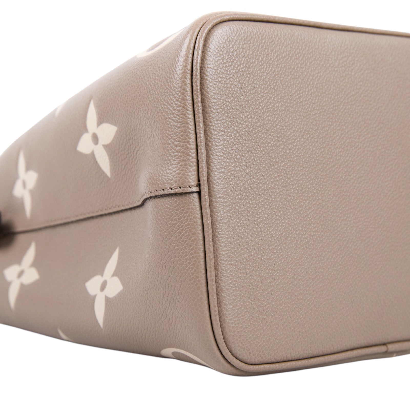路易威登 LOUIS VUITTON NéoNoé MM 皮革 肩背 水桶包 斑鳩灰色/奶油色 M45555 晶片款  背帶2/內袋/原廠盒子/防塵袋