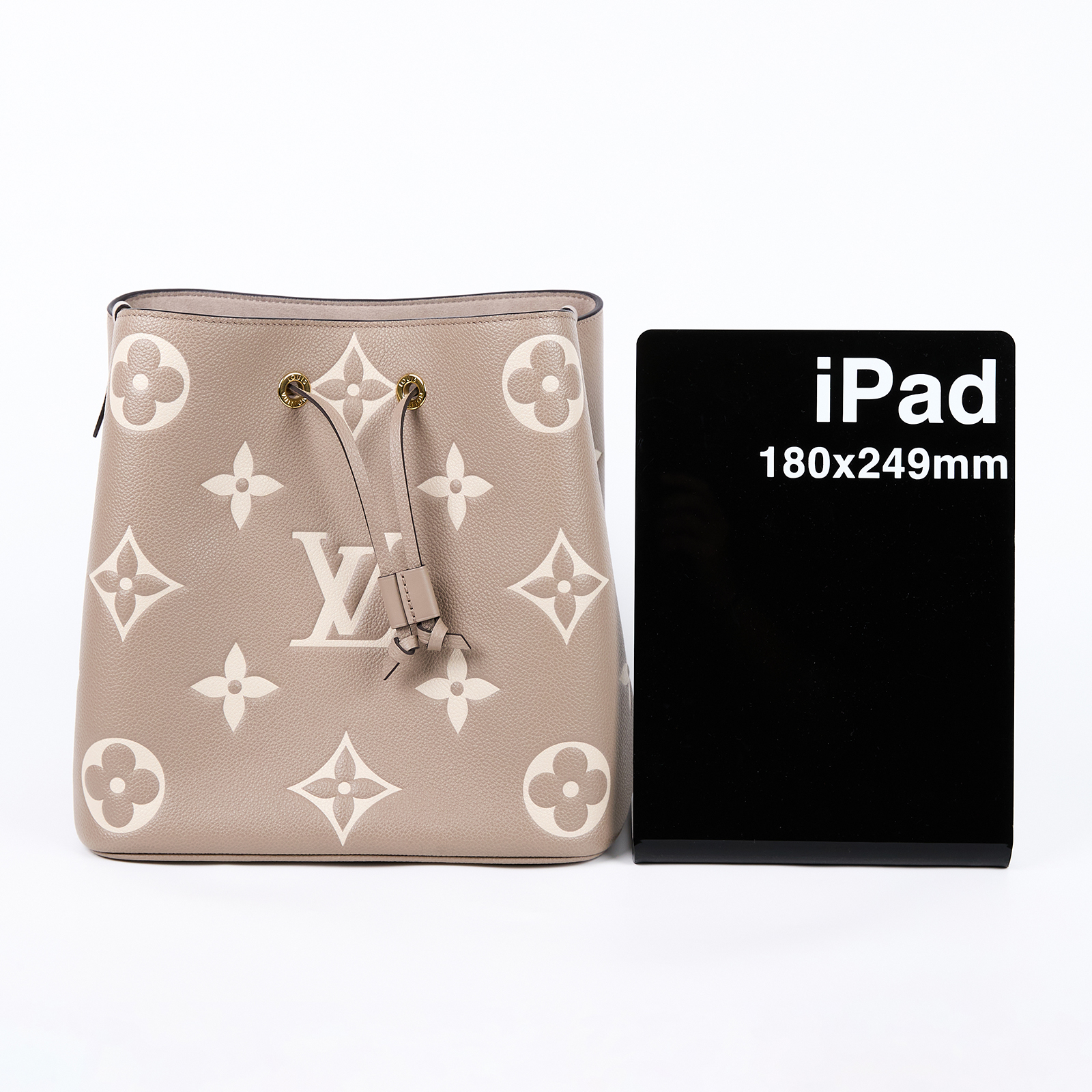 路易威登 LOUIS VUITTON NéoNoé MM 皮革 肩背 水桶包 斑鳩灰色/奶油色 M45555 晶片款  背帶2/內袋/原廠盒子/防塵袋
