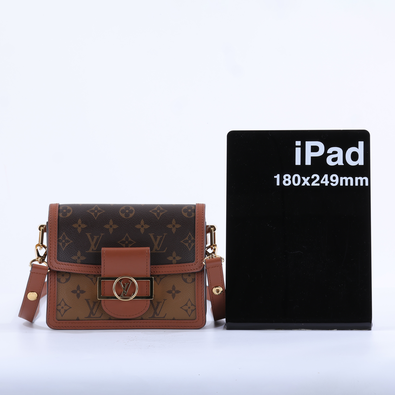 路易威登 LOUIS VUITTON Mini Dauphine Reverse皮革飾邊 迷你 達芙妮 肩背 斜背包 M44580  防塵袋/購買證明/背帶