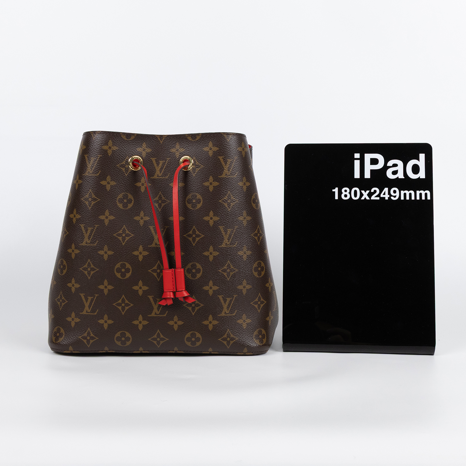 路易威登 LOUIS VUITTON NéoNoé MM 經典帆布 肩背 水桶包 紅色 M44021 原花紅NEONOE水桶包 防塵袋/背帶