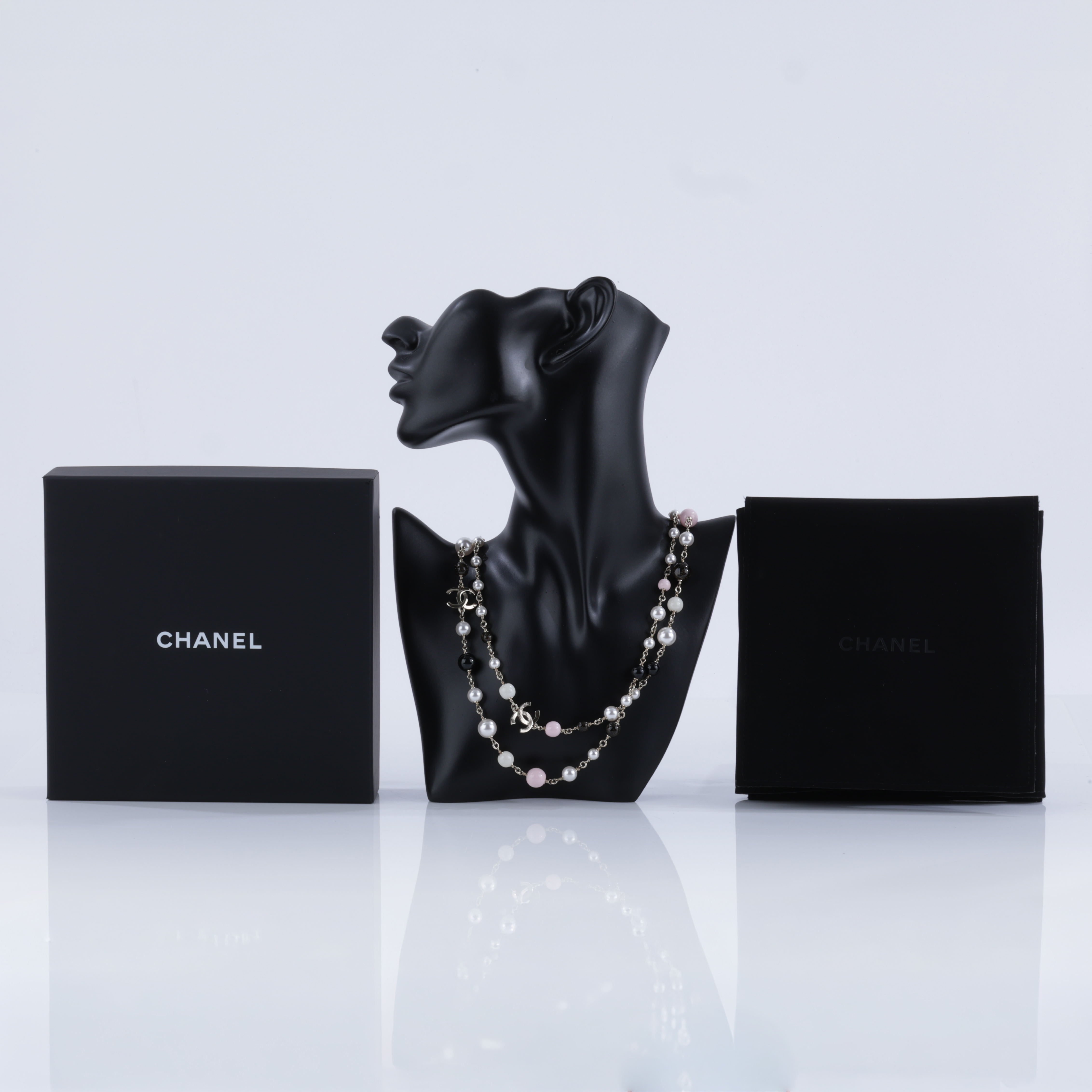 香奈兒 CHANEL CC LOGO 項鍊 ABG608 B22463C25K 粉黑白珍珠項鍊 原廠盒子/內襯