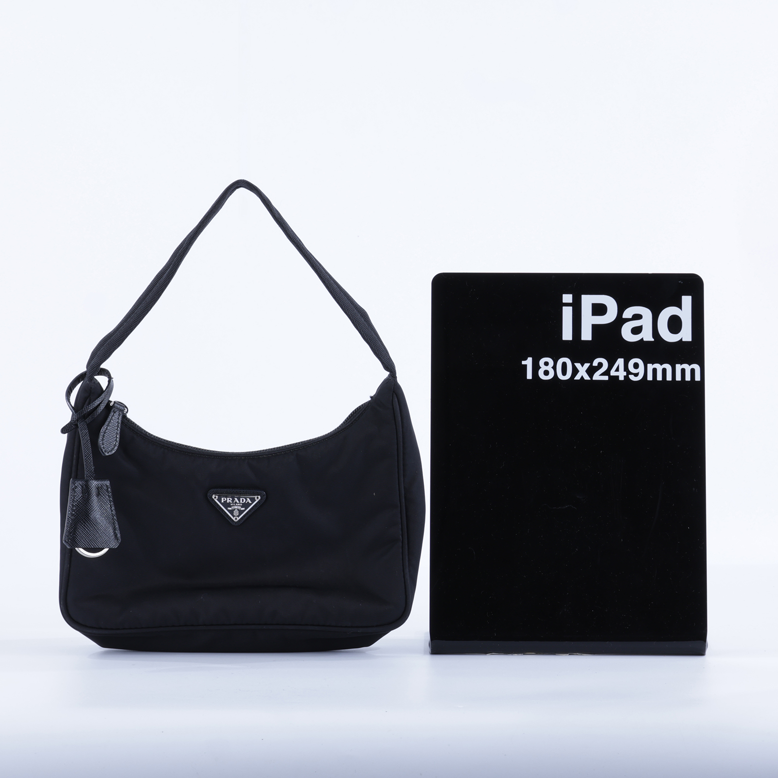 普拉達 PRADA Re-Edition 迷你 Hobo 包 1NE515_RDH0 黑尼龍HOBO腋下包 防塵袋/吊牌