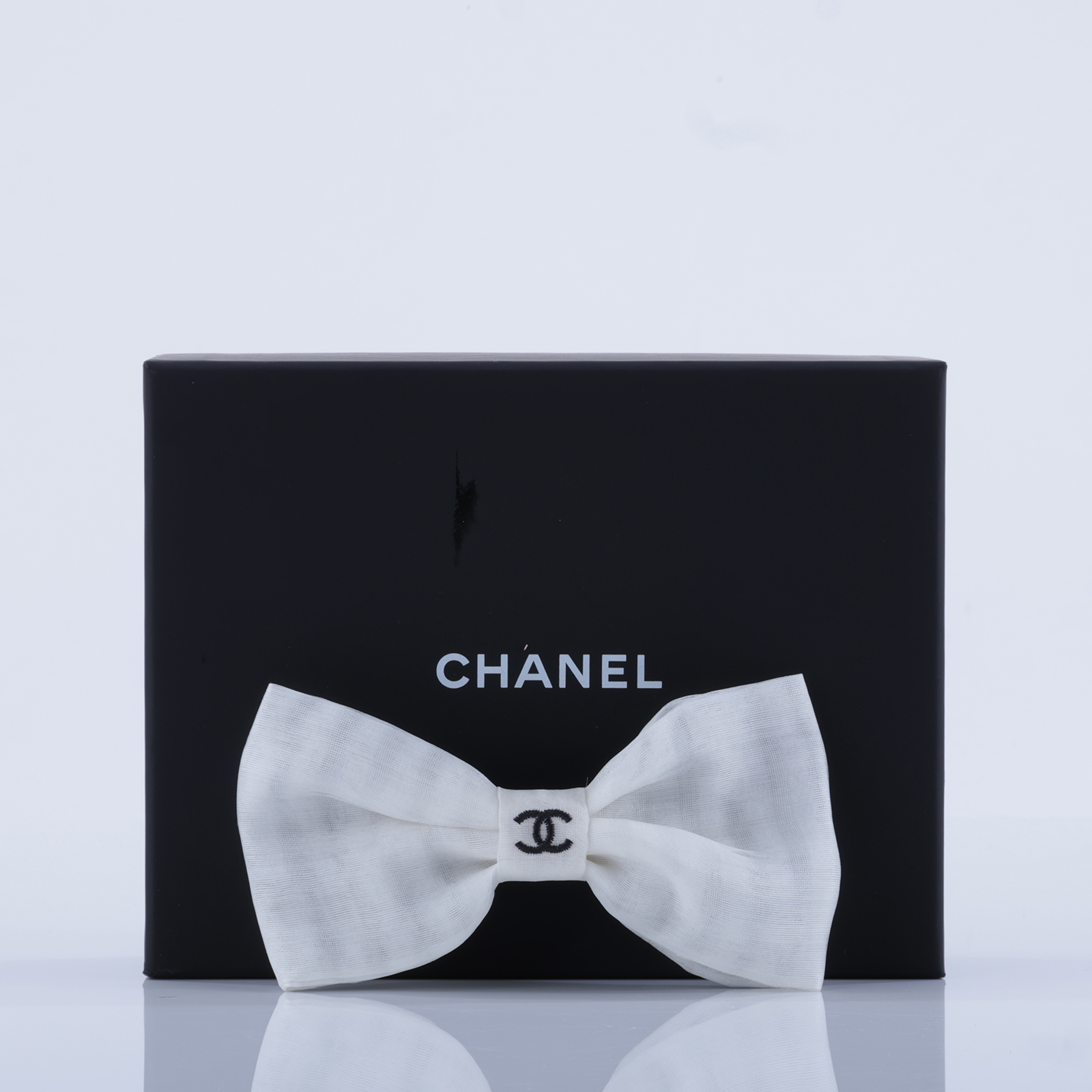 香奈兒 CHANEL 髮夾 AAB048 B20489 白蝴蝶結髮夾 原廠盒子
