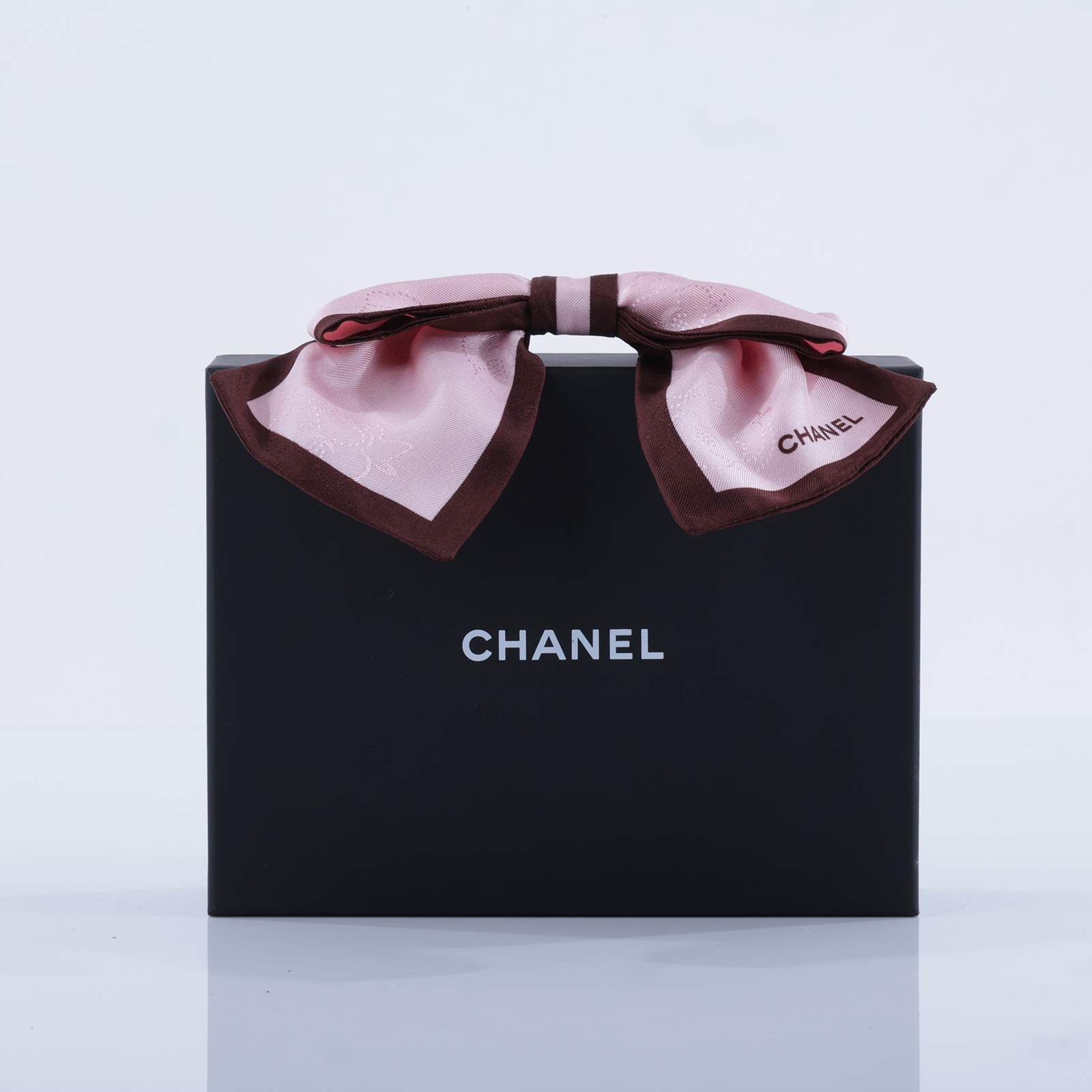 香奈兒 CHANEL 髮夾 AAB832 B23667 粉蝴蝶結髮夾 原廠盒子
