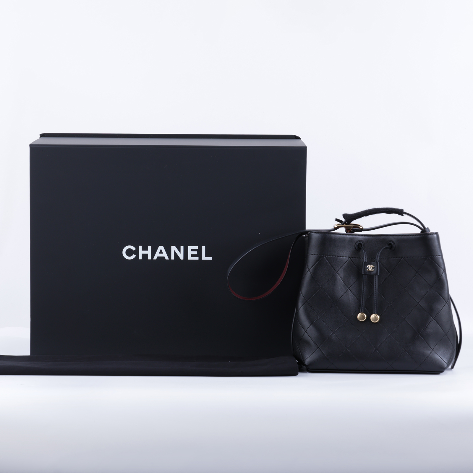 香奈兒 CHANEL Bucket Bag 水桶包 中型 肩背包 AS6584 晶片款 黑調節水桶包 小型 防塵袋/原廠盒子