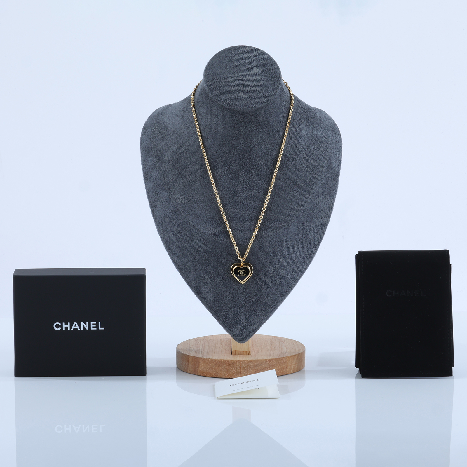 香奈兒 CHANEL 項鍊 ABH168 B22545I26 P 金色黑愛心項鍊 原廠盒子/底襯