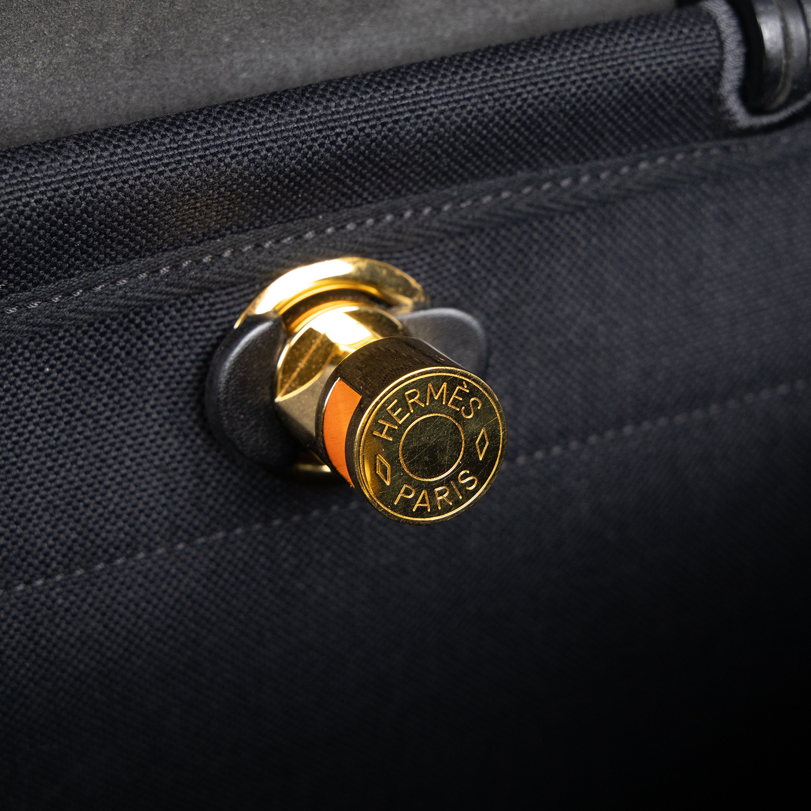 愛馬仕 Hermes Herbag Zip 31 HER31 Z TS 001 AU Z刻 黑金HERBAG31 防塵袋/鎖組/內袋