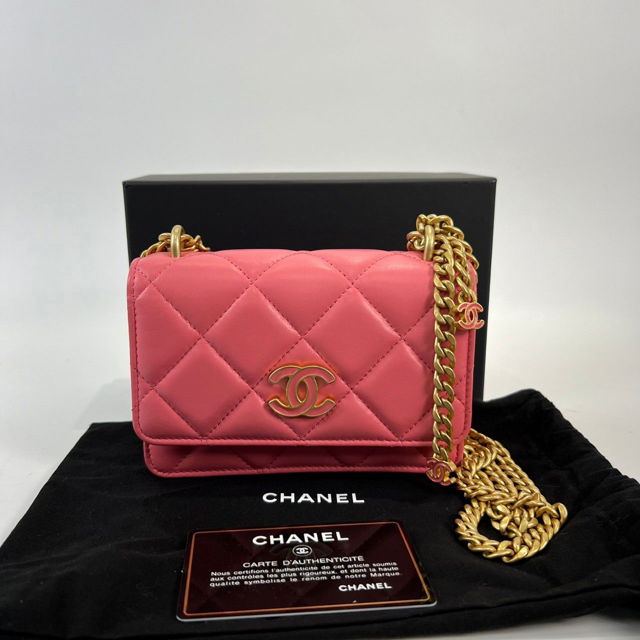 香奈兒 CHANEL 2.55 大型口蓋包 A37587 31開 粉琺瑯扣MINI WOC 原廠盒子/防塵袋/保證卡