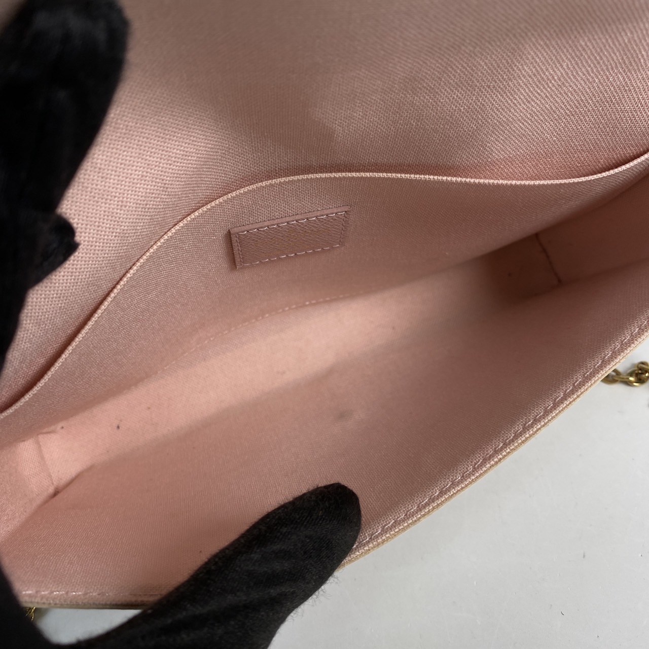 路易威登 LOUIS VUITTON Pochette Félicie 鏈條包 N63106 晶片款 白棋盤信封包 原廠盒子/防塵袋/內袋2/鍊帶