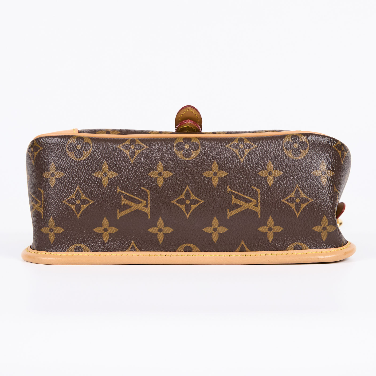 路易威登 LOUIS VUITTON Diane 腋下包法棍 單肩背包 經典帆布 M45985 晶片款 原花DIANE肩背包 背帶2