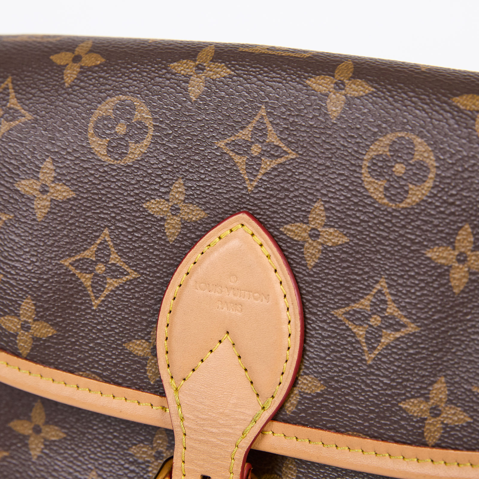 路易威登 LOUIS VUITTON Diane 腋下包法棍 單肩背包 經典帆布 M45985 晶片款 原花DIANE肩背包 背帶2