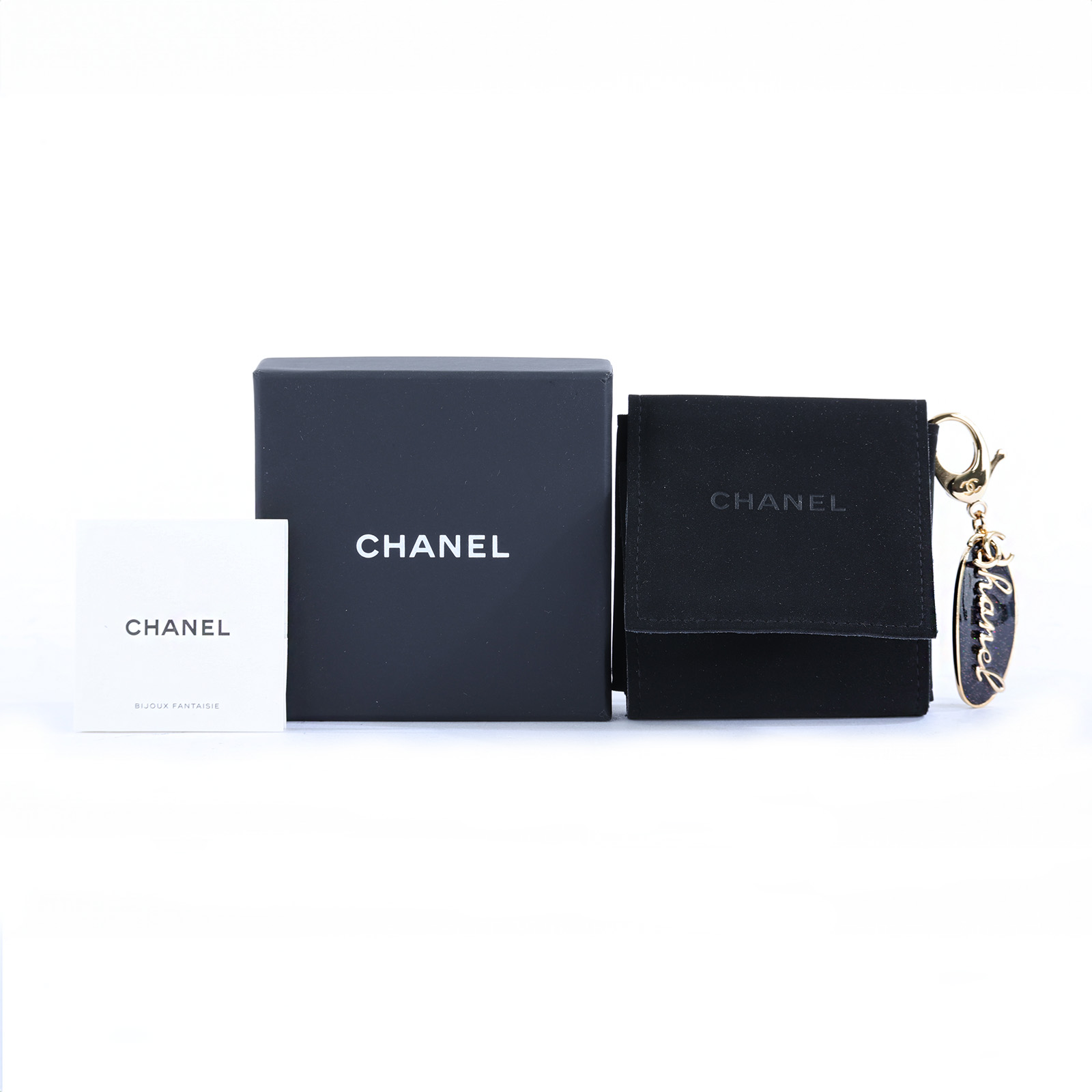 香奈兒 CHANEL 鑰匙圈 包包吊飾  金橢圓牌吊飾 原廠盒子
