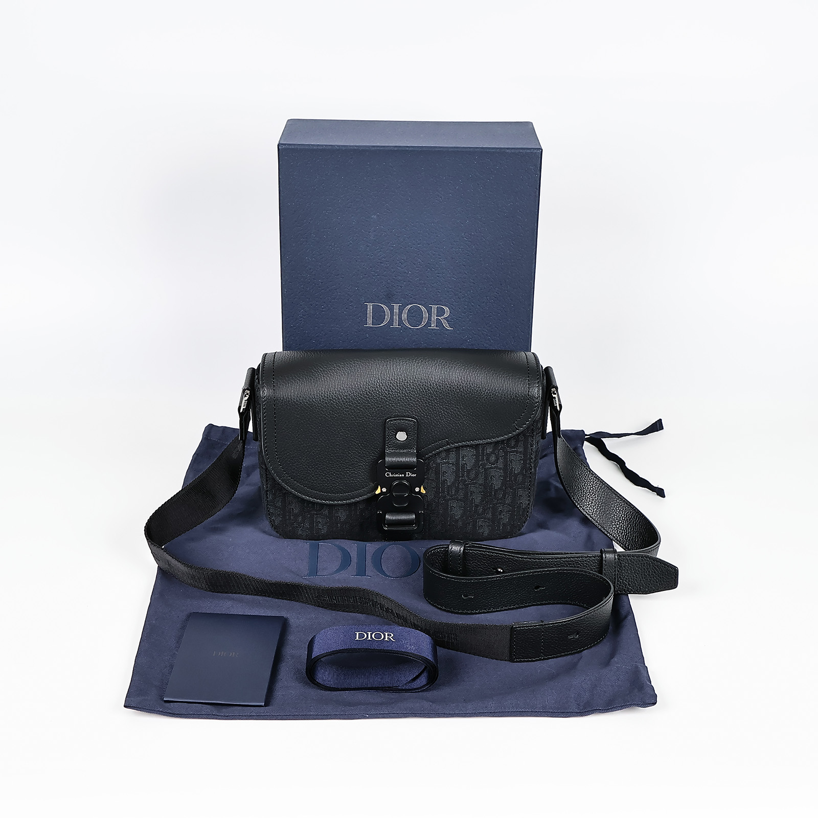 迪奧 CHRISTIAN DIOR Saddle 小型 翻蓋 郵差包  黑色帆布馬鞍包 原廠盒子/防塵袋/保證卡
